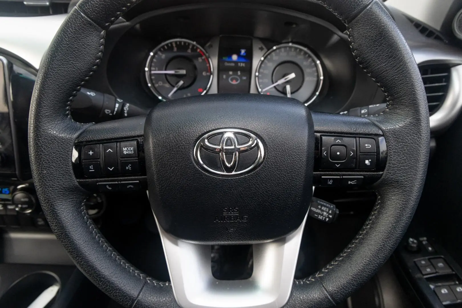2022 Toyota Hilux Gallery Image 10