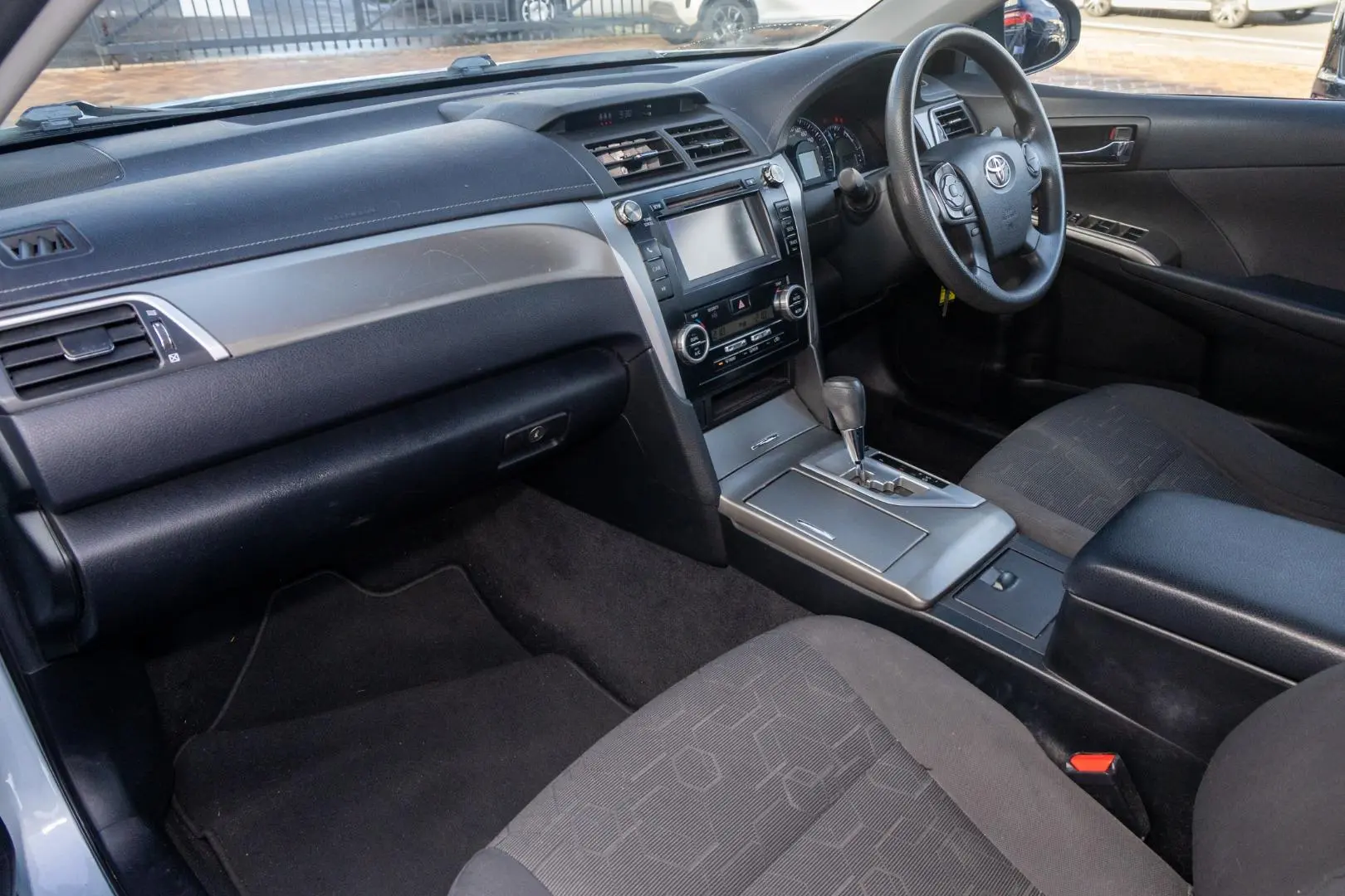 2014 Toyota Aurion Gallery Image 8