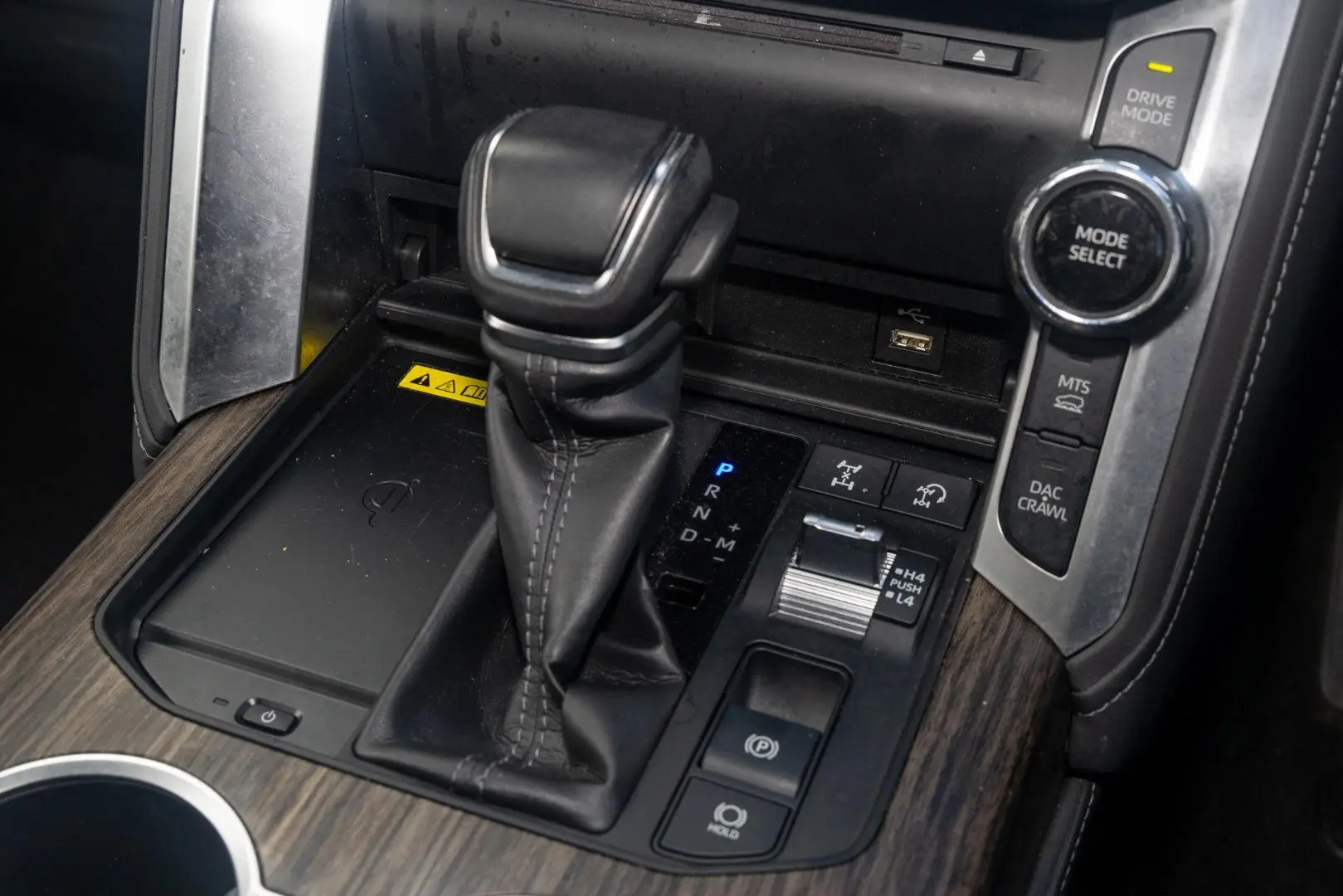 2022 Toyota Landcruiser Gallery Image 18