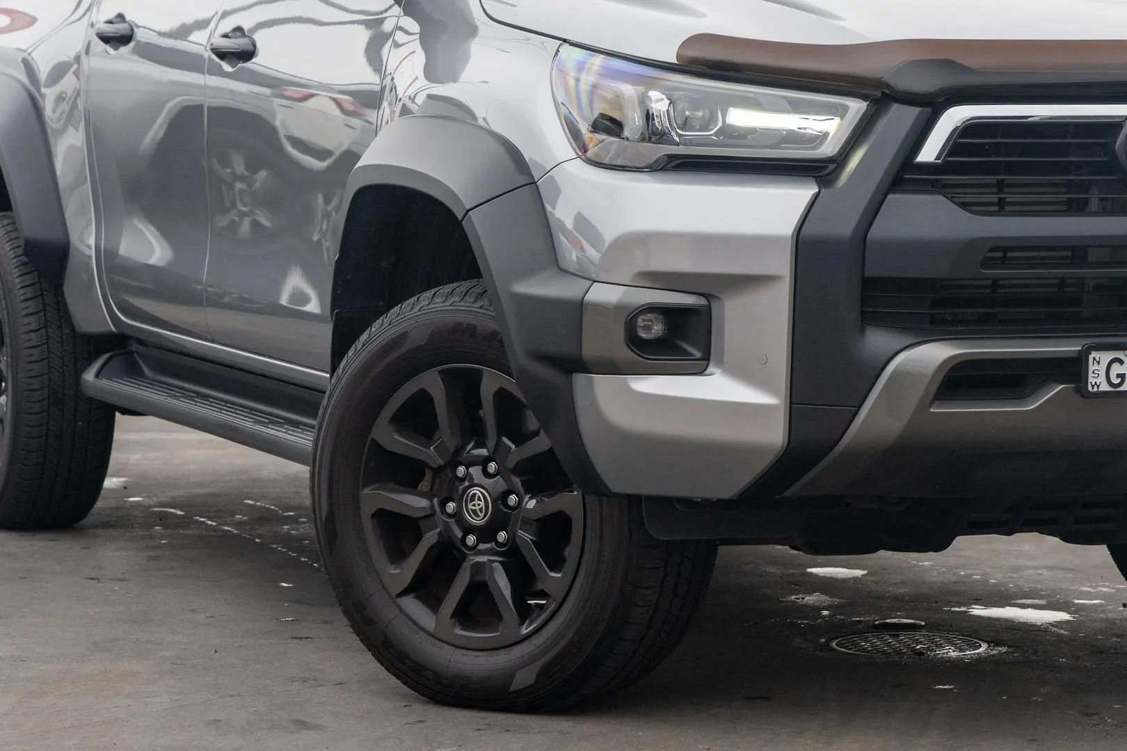 2023 Toyota Hilux Gallery Image 6