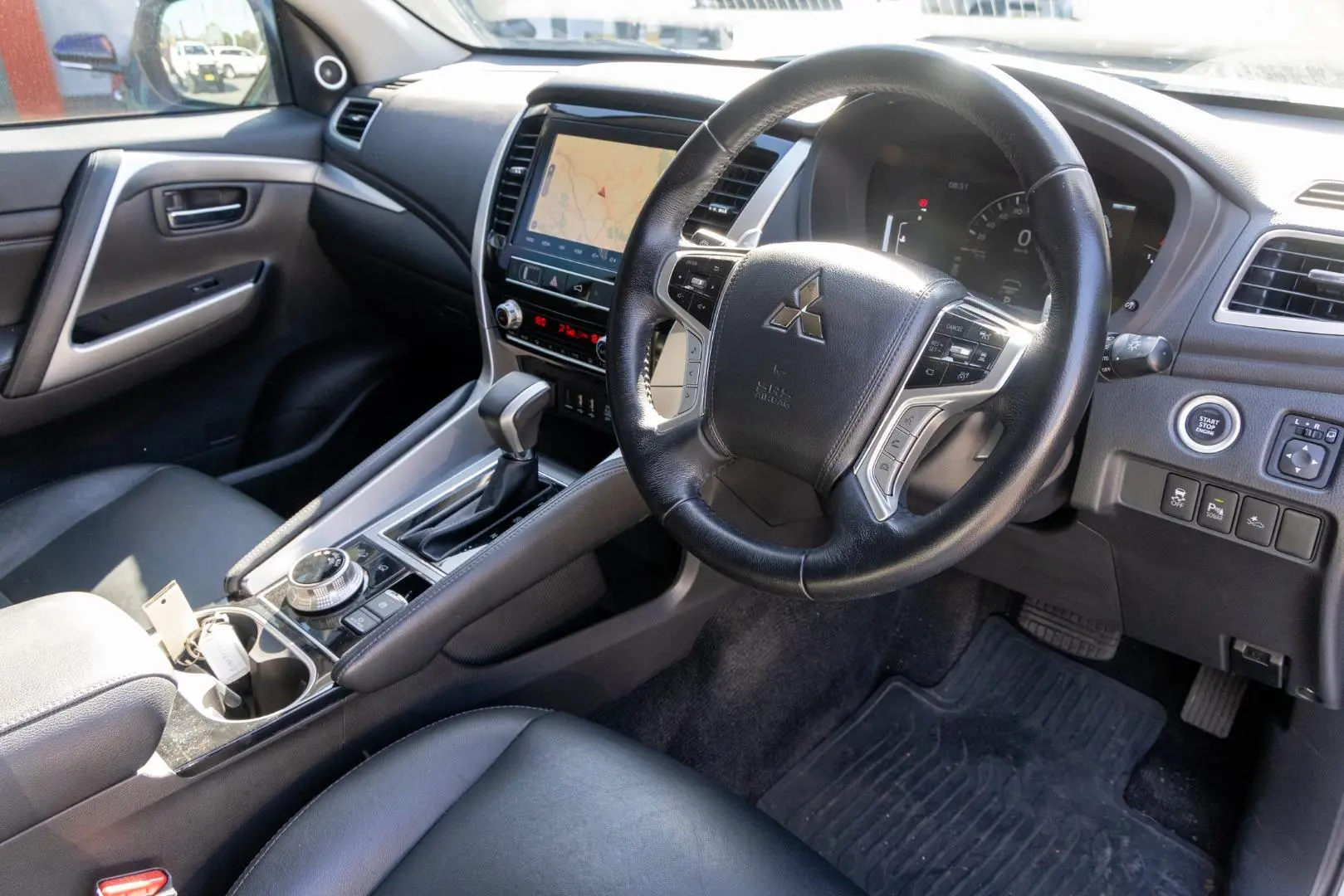 2022 Mitsubishi Pajero Sport Gallery Image 7