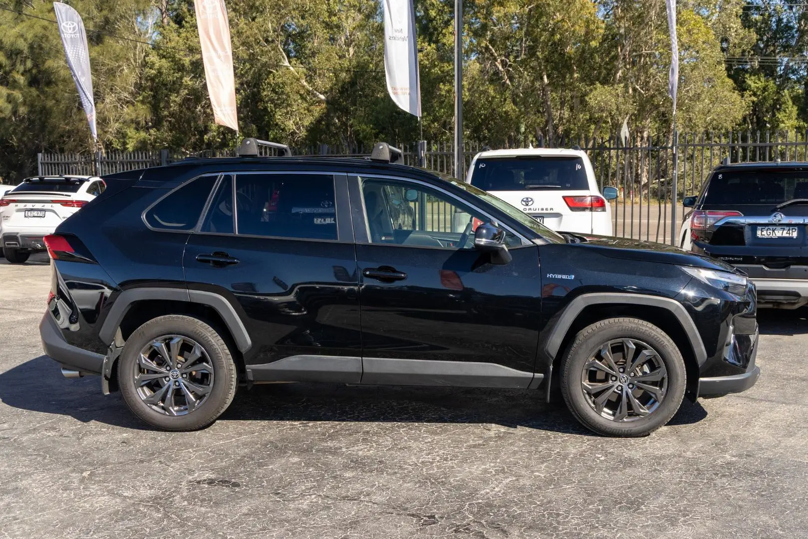2022 Toyota RAV4 Gallery Image 3
