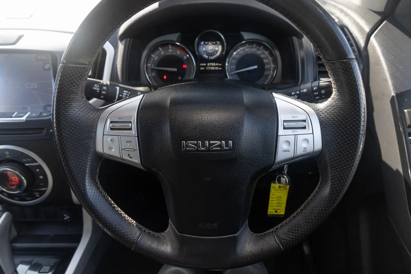 2017 Isuzu MU-X Gallery Image 10