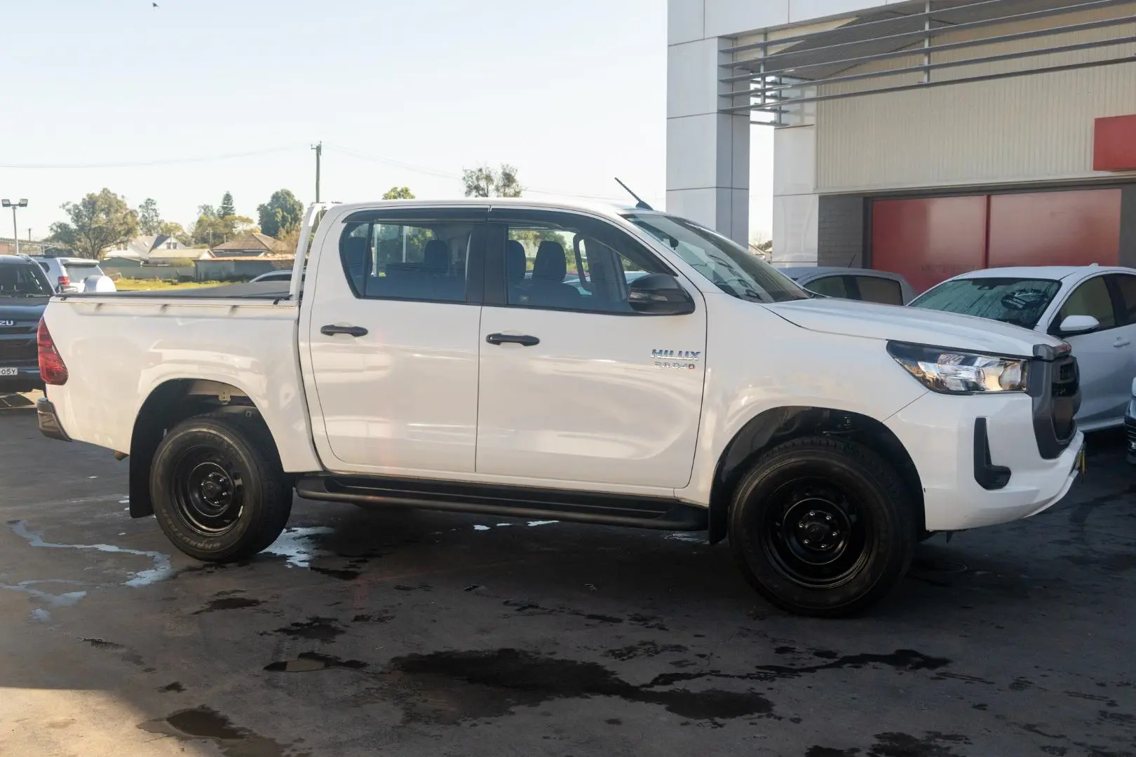 2020 Toyota Hilux Gallery Image 3