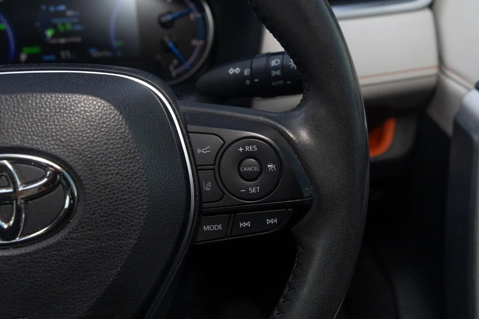2022 Toyota RAV4 Gallery Image 12