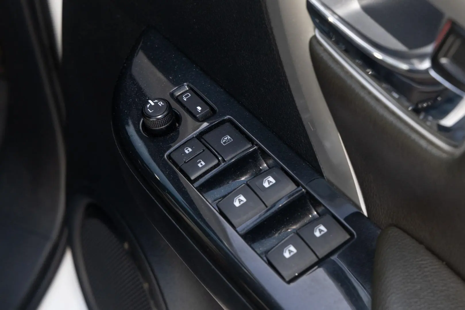 2019 Toyota Fortuner Gallery Image 18