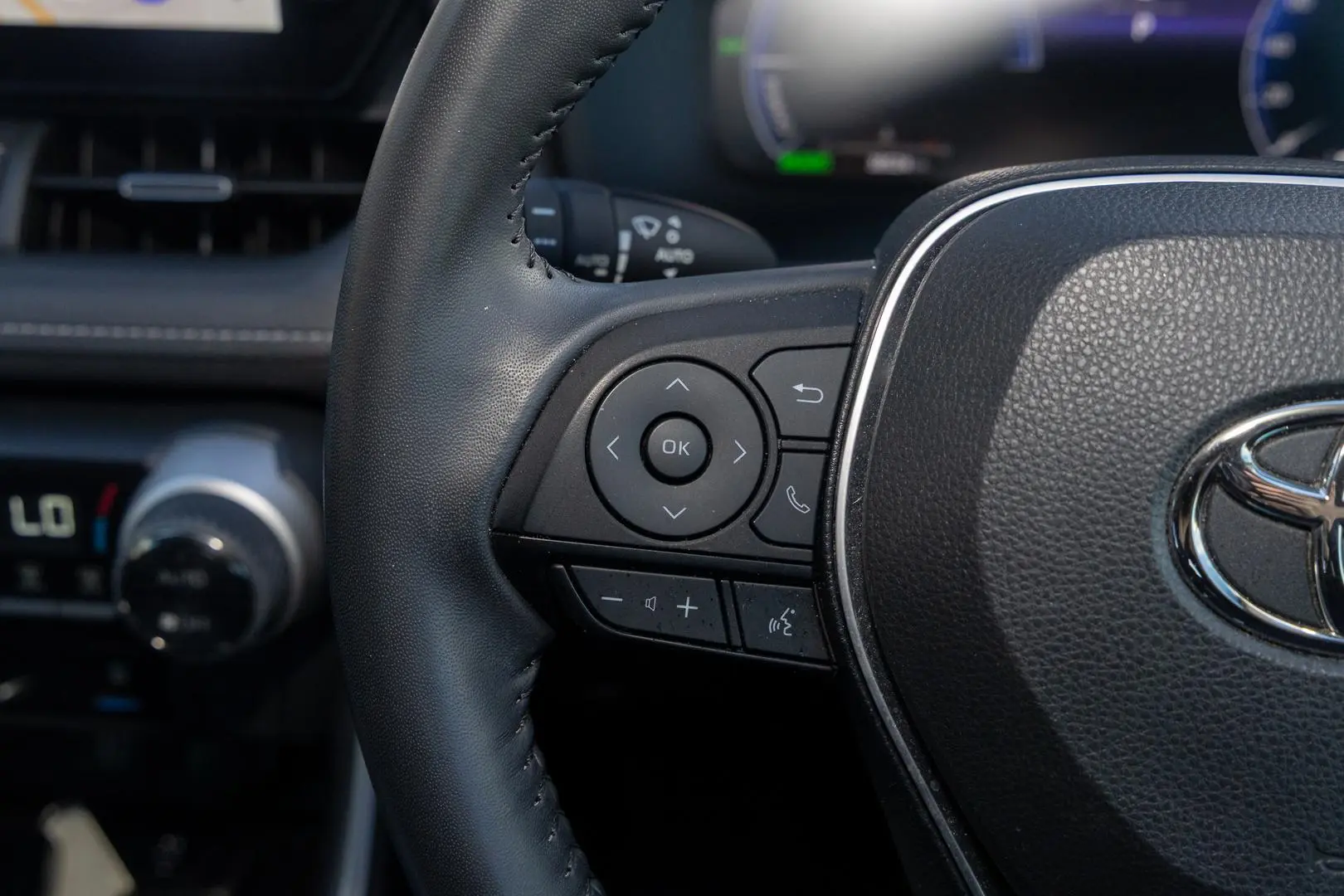 2023 Toyota RAV4 Gallery Image 11