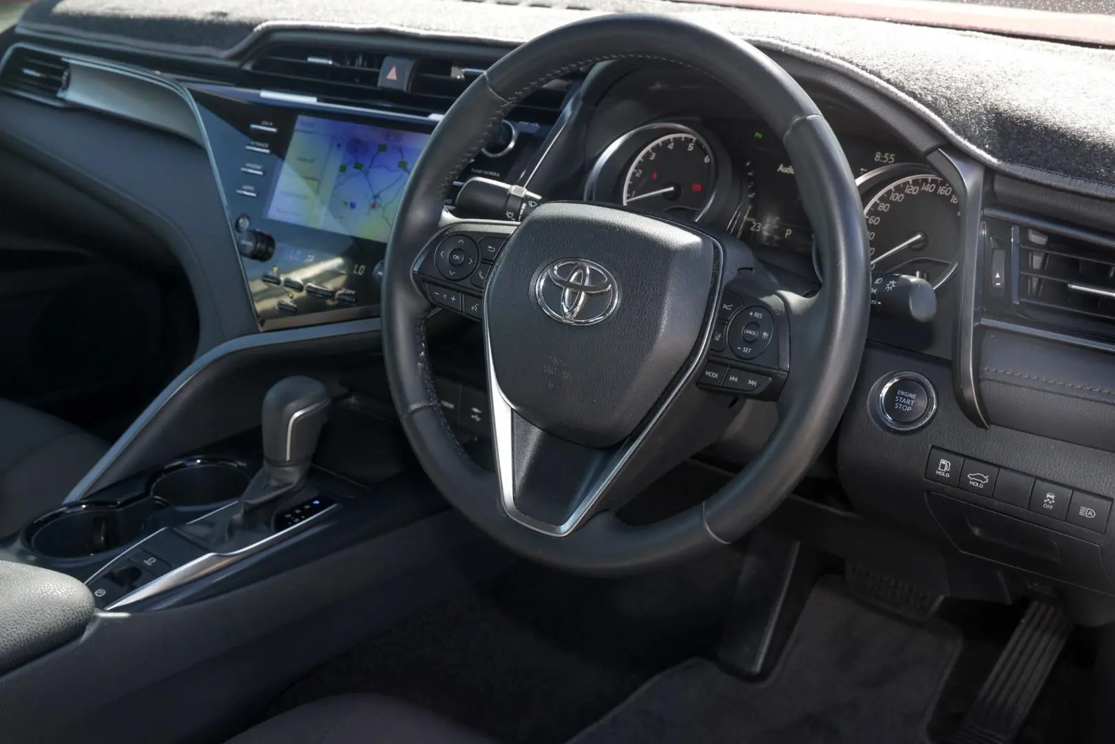 2020 Toyota Camry Gallery Image 7