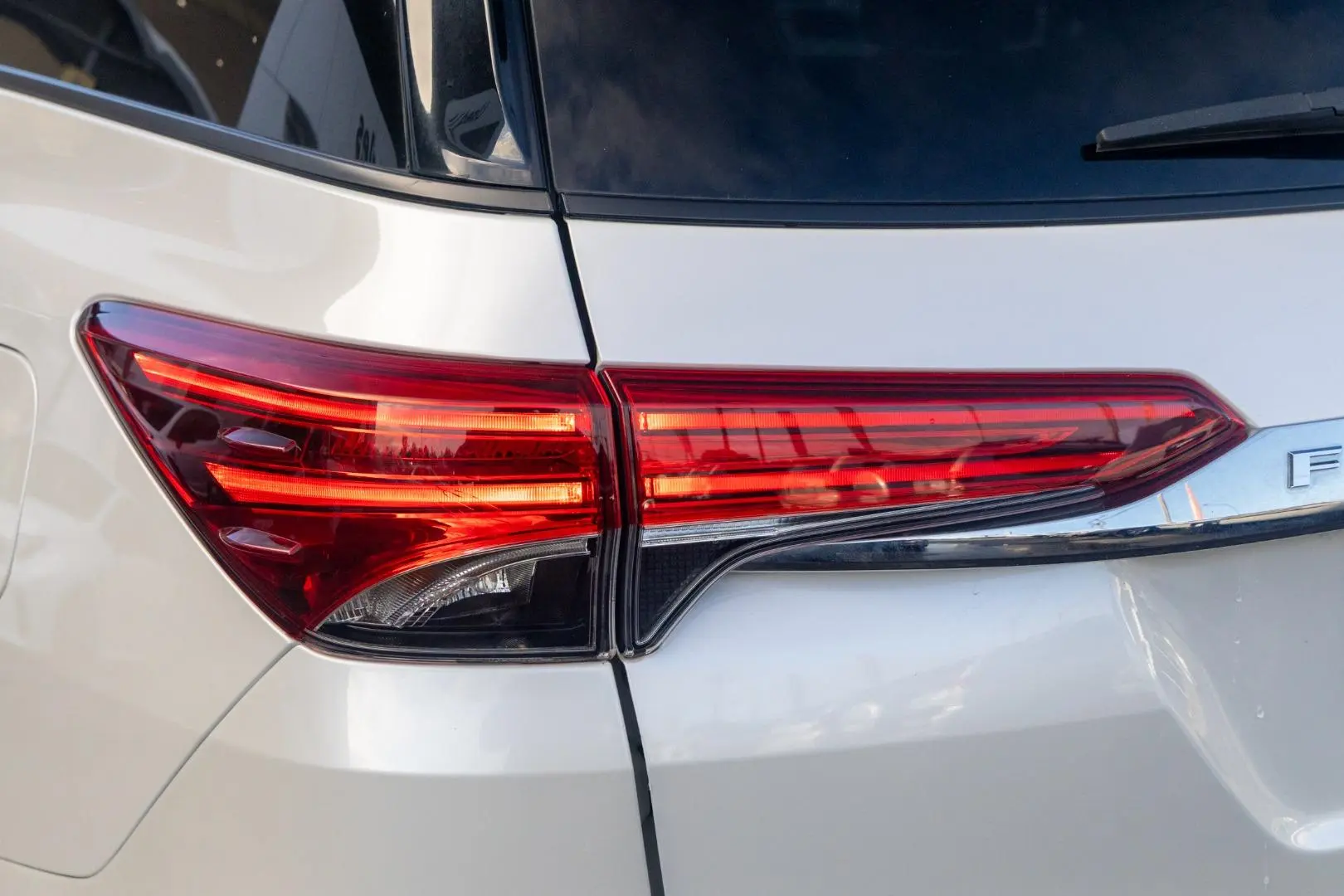 2018 Toyota Fortuner Gallery Image 20