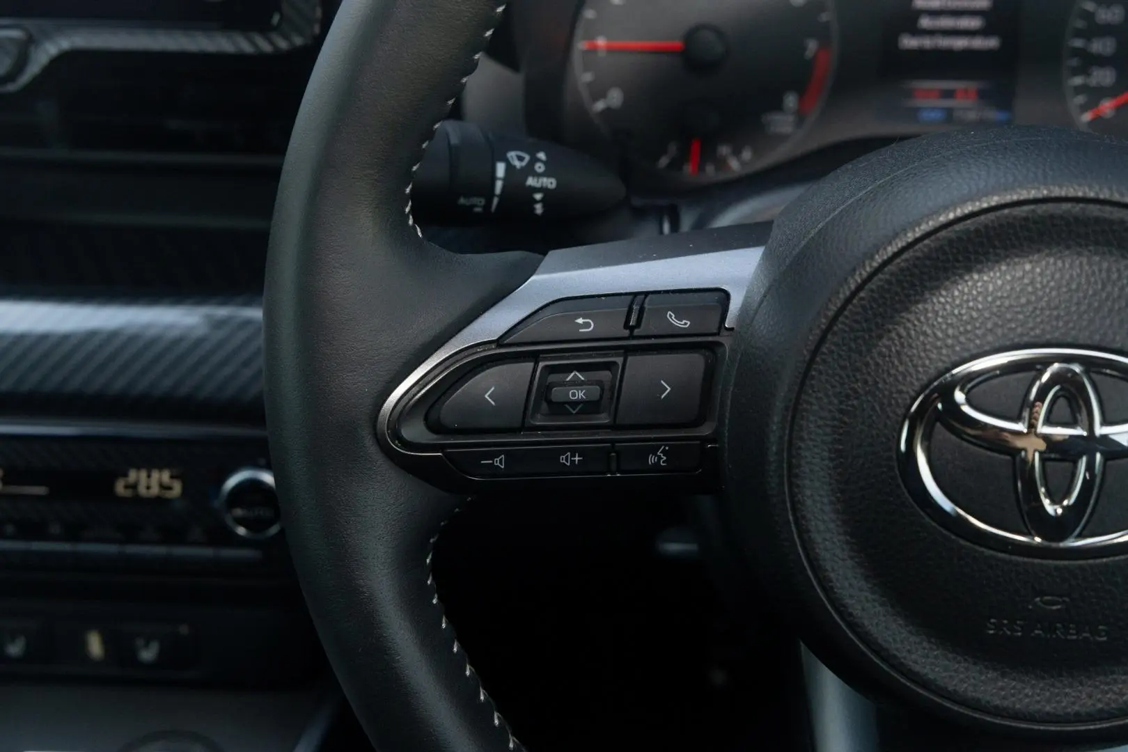2021 Toyota Yaris Gallery Image 11
