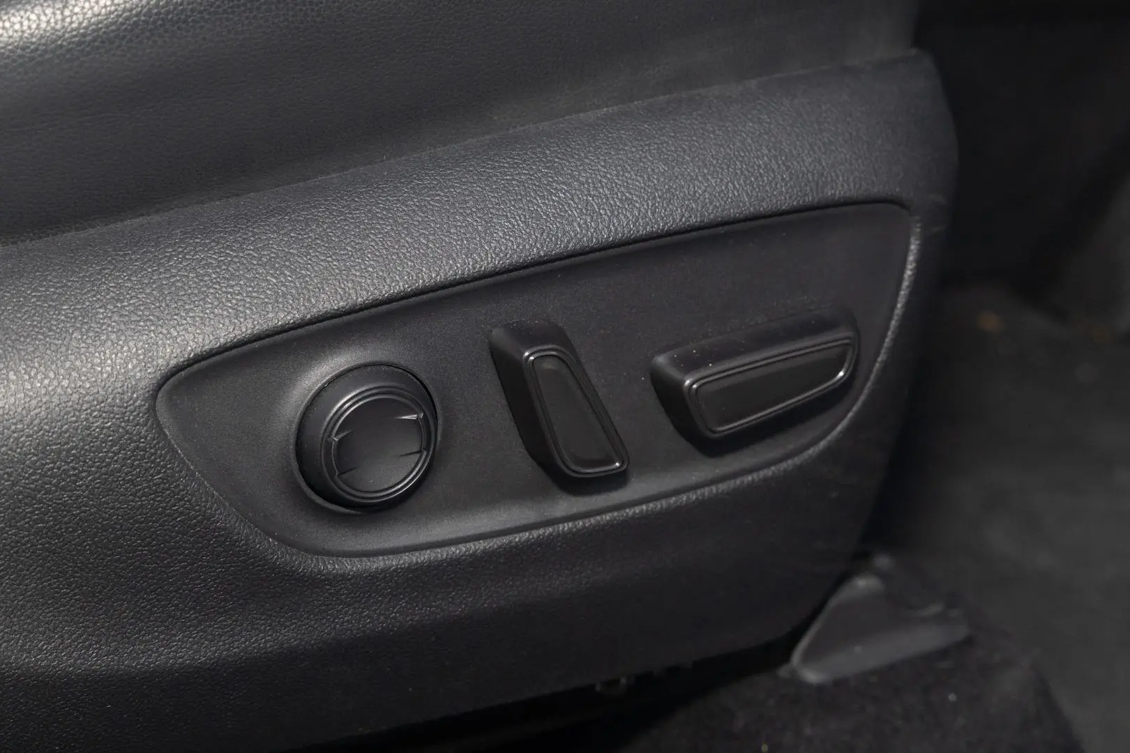 2022 Toyota Kluger Gallery Image 18