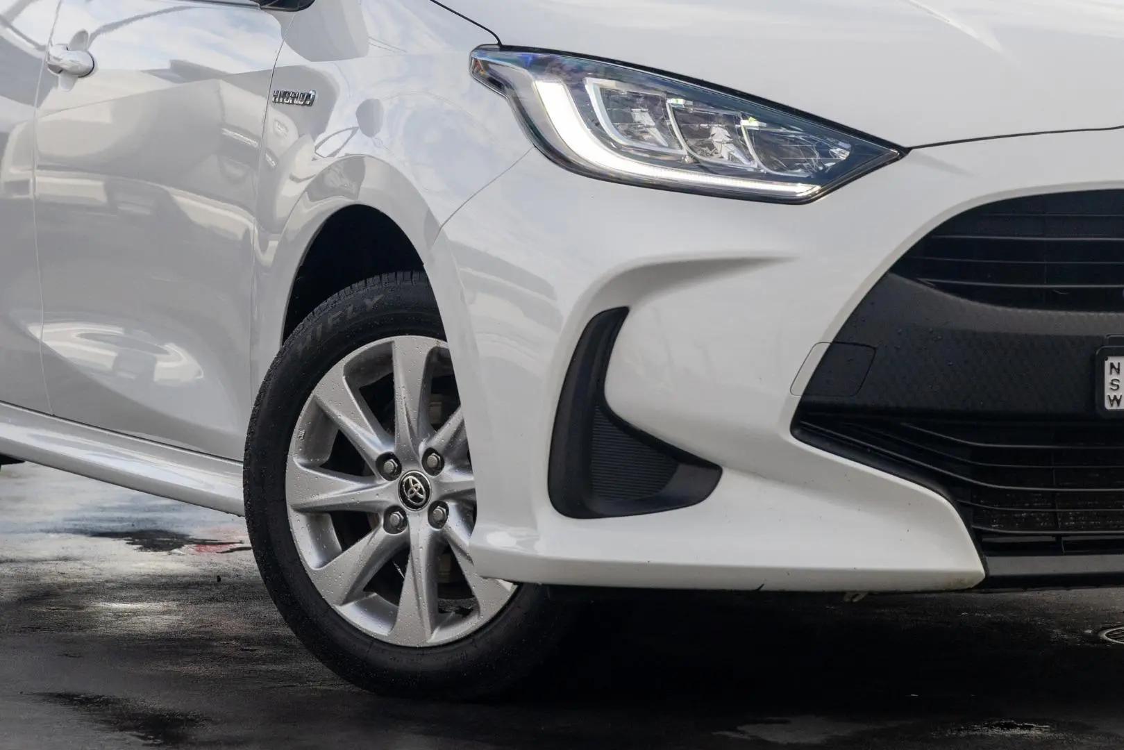 2023 Toyota Yaris Gallery Image 6