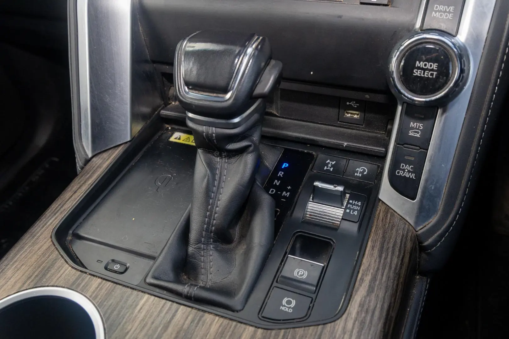 2022 Toyota Landcruiser Gallery Image 17
