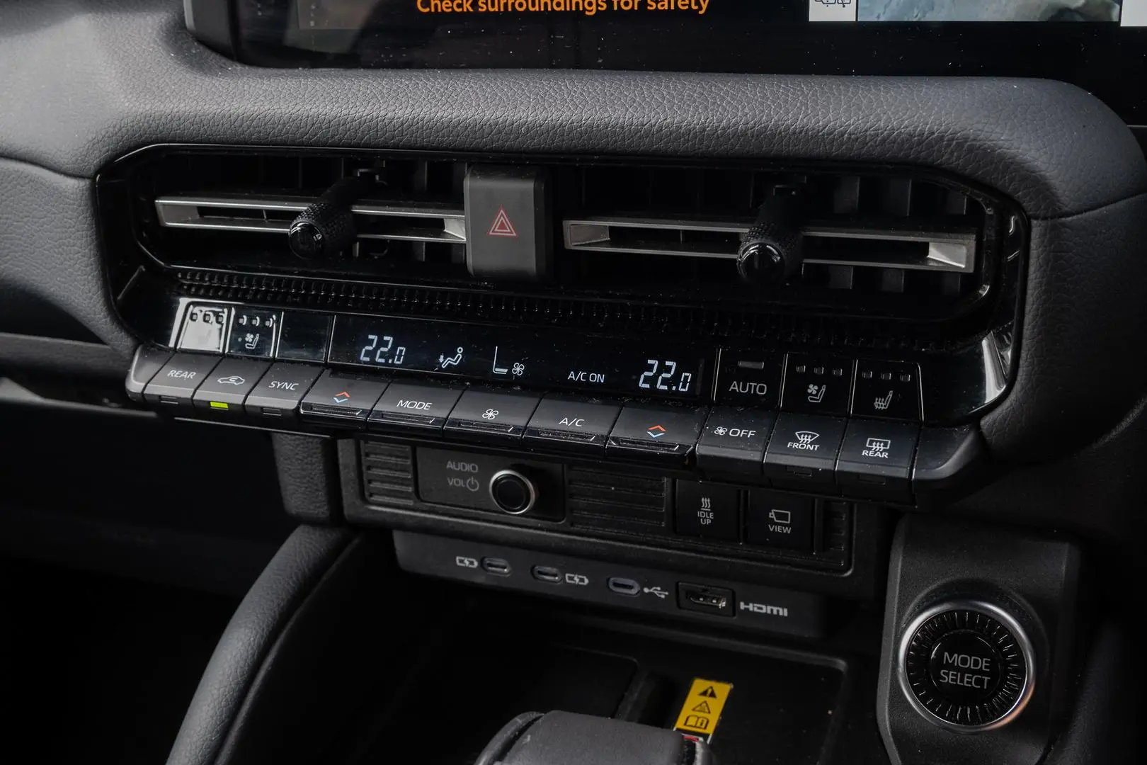 2024 Toyota Landcruiser Prado Gallery Image 14