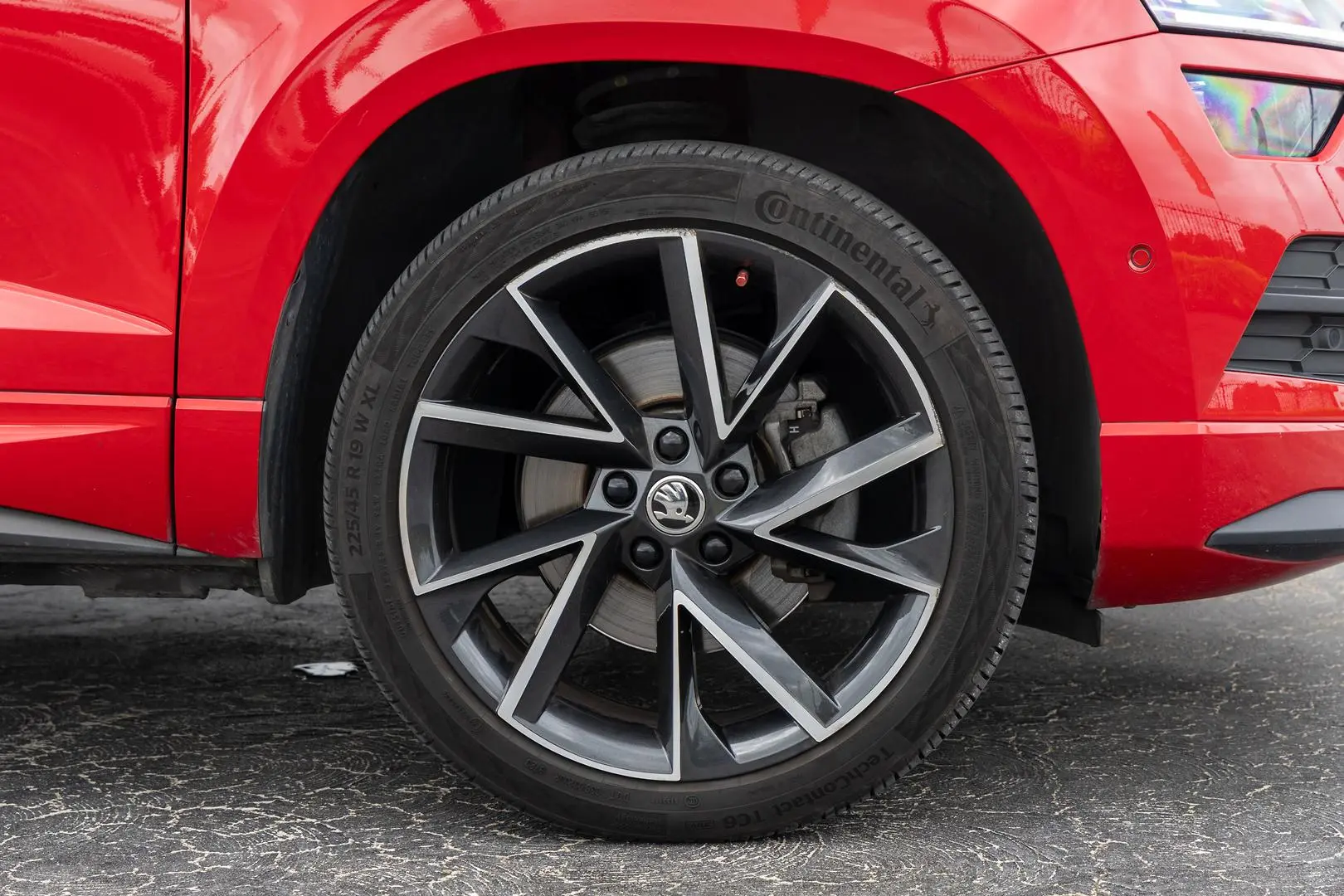 2020 SKODA Karoq Gallery Image 23