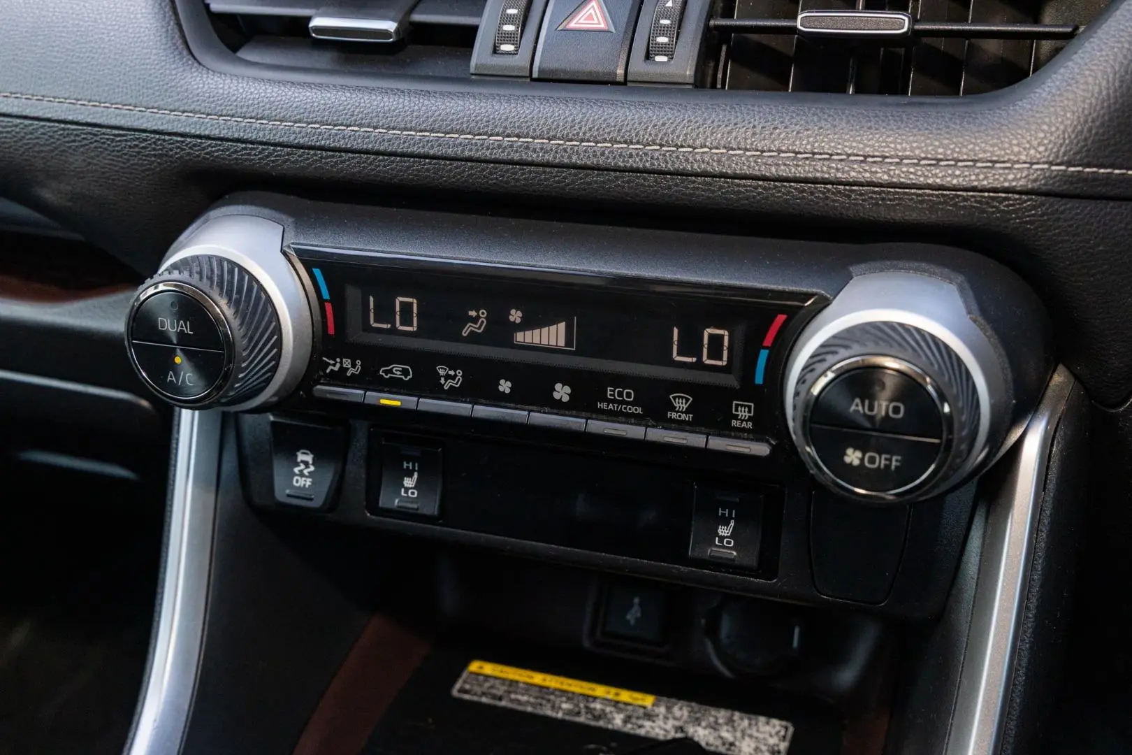 2020 Toyota RAV4 Gallery Image 16