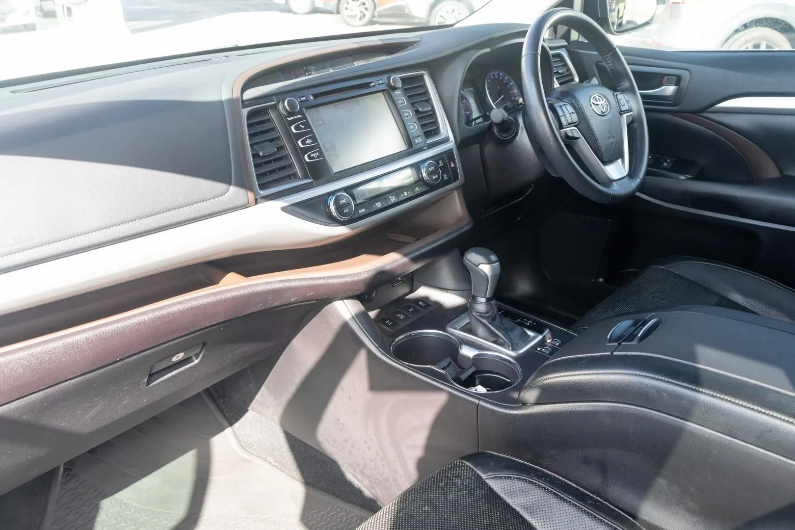 2018 Toyota Kluger Gallery Image 8