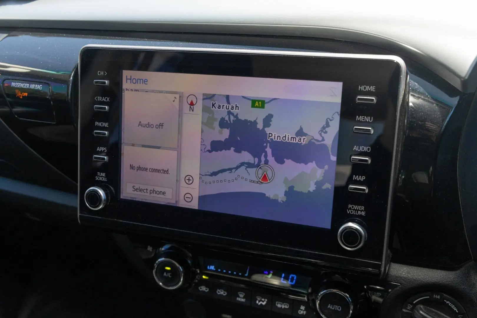 2020 Toyota Hilux Gallery Image 14