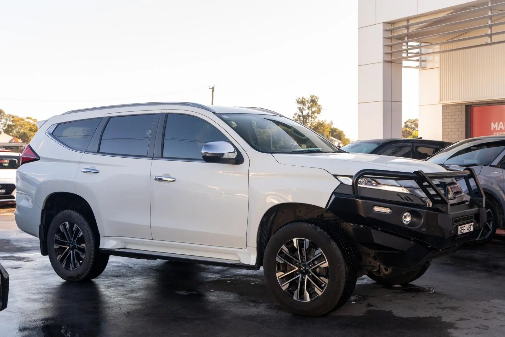 2022 Mitsubishi Pajero Sport Gallery Image 3