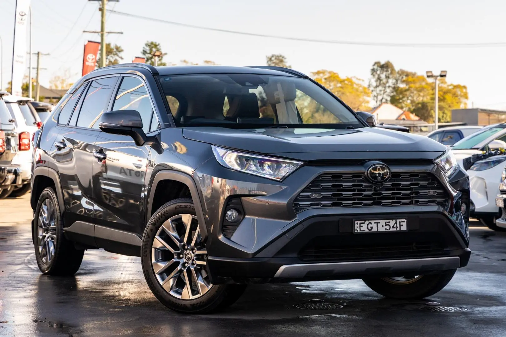 2020 Toyota RAV4 Image