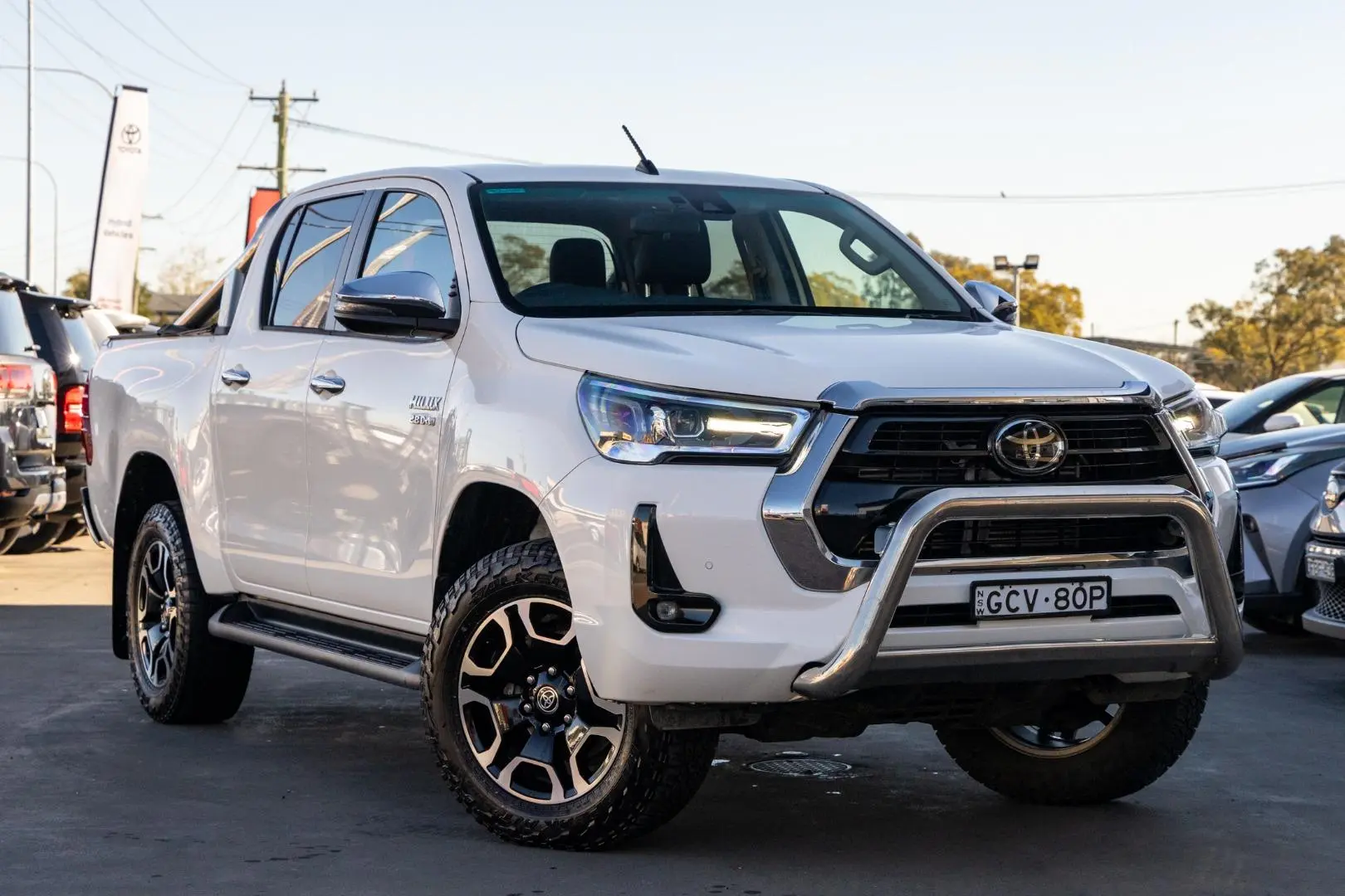 2021 Toyota Hilux Gallery Image 1