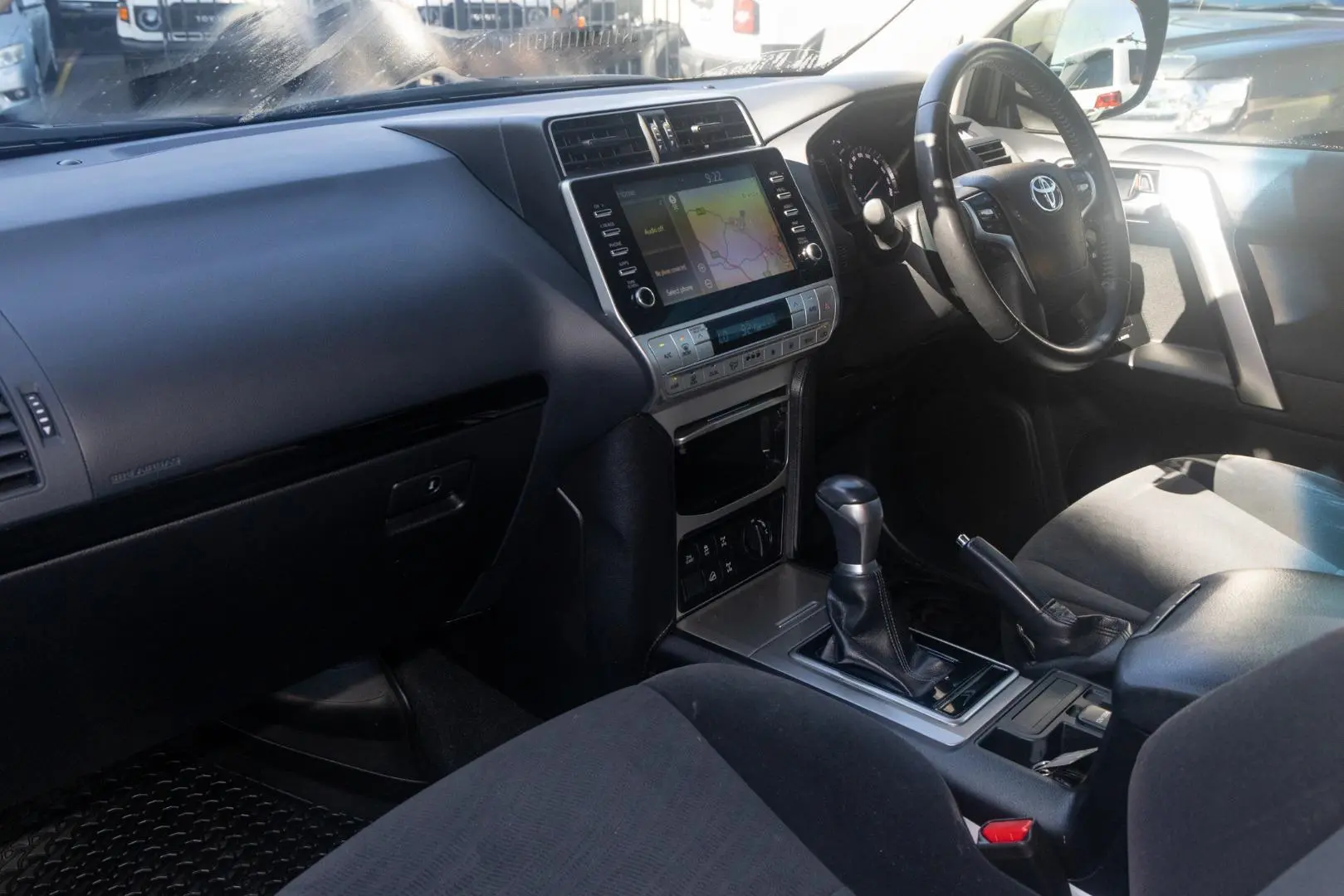 2020 Toyota Landcruiser Prado Gallery Image 8