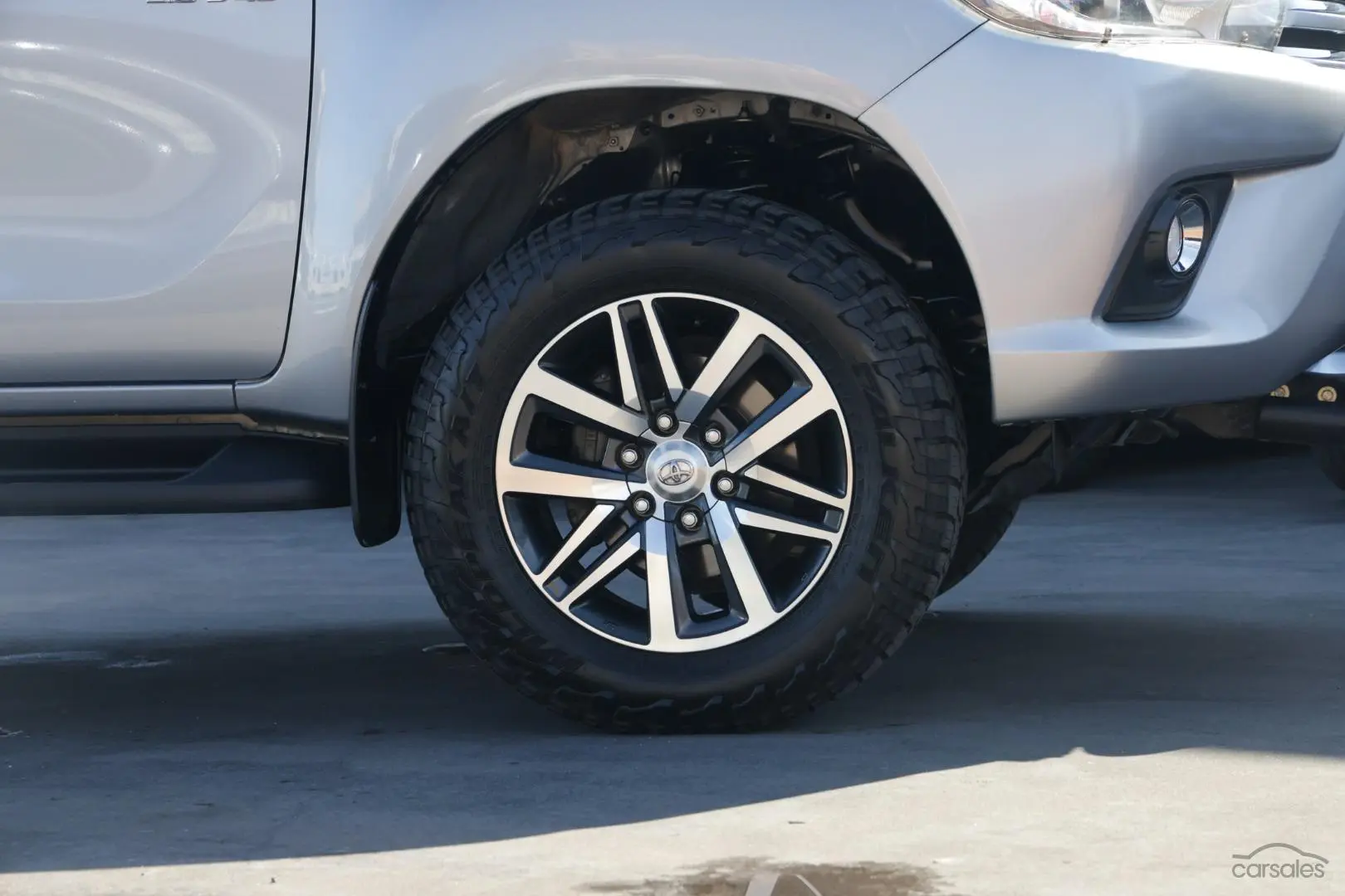 2017 Toyota Hilux Image 22