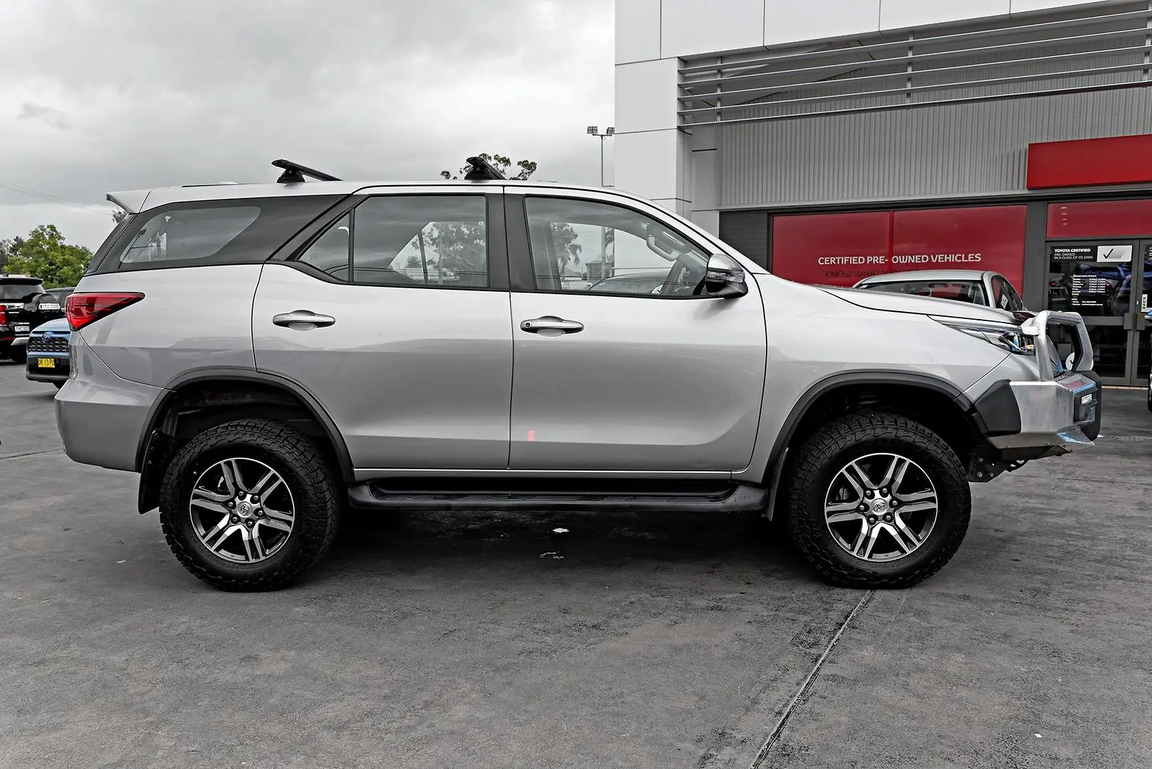 2021 Toyota Fortuner Gallery Image 3