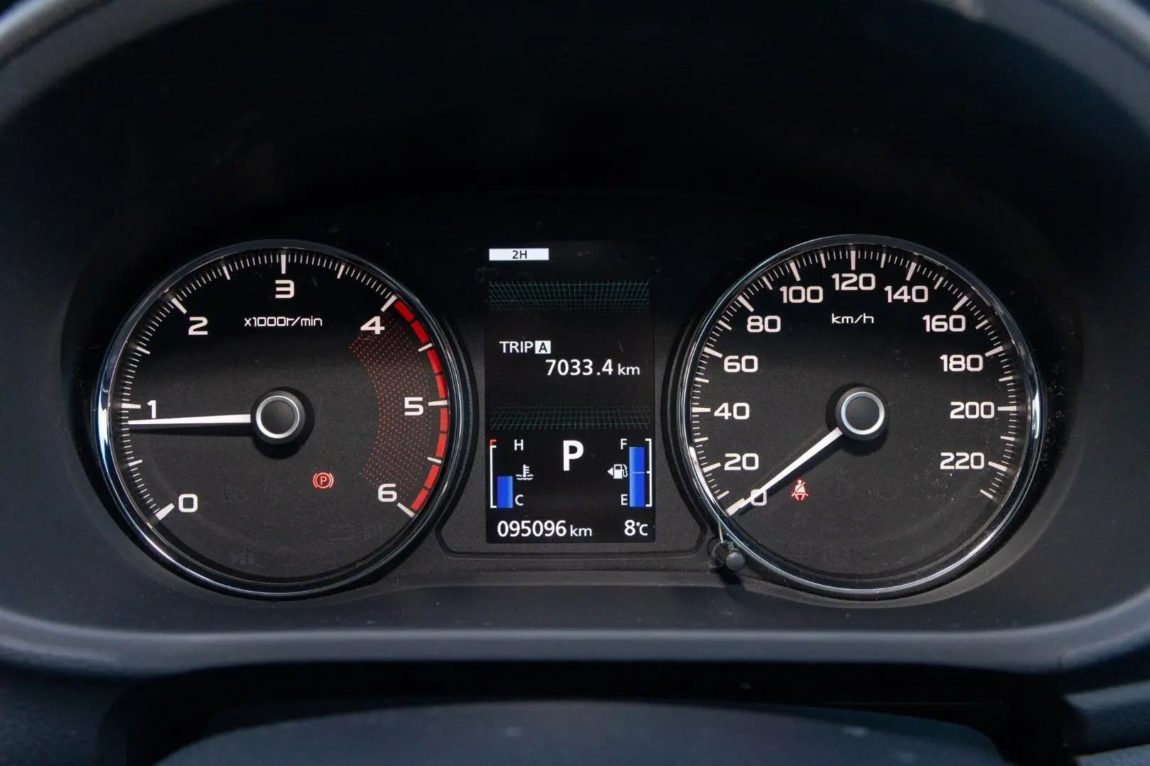 2022 Mitsubishi Pajero Sport Gallery Image 13