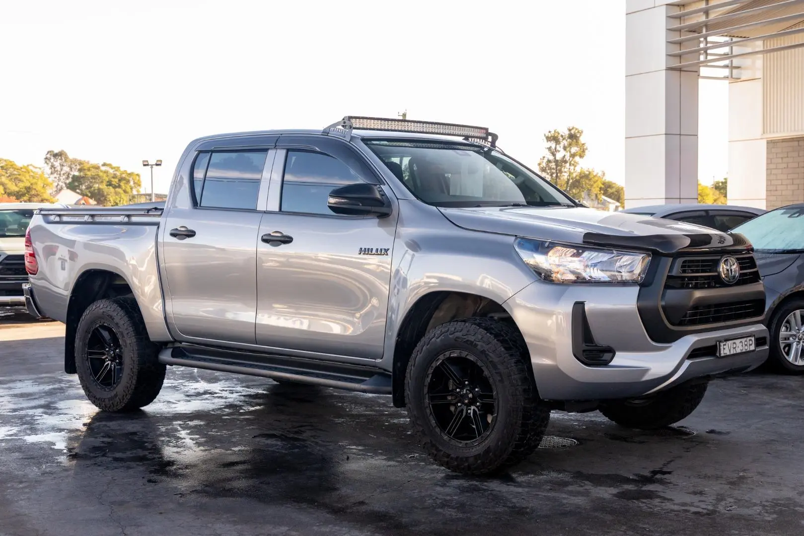 2022 Toyota Hilux Gallery Image 3