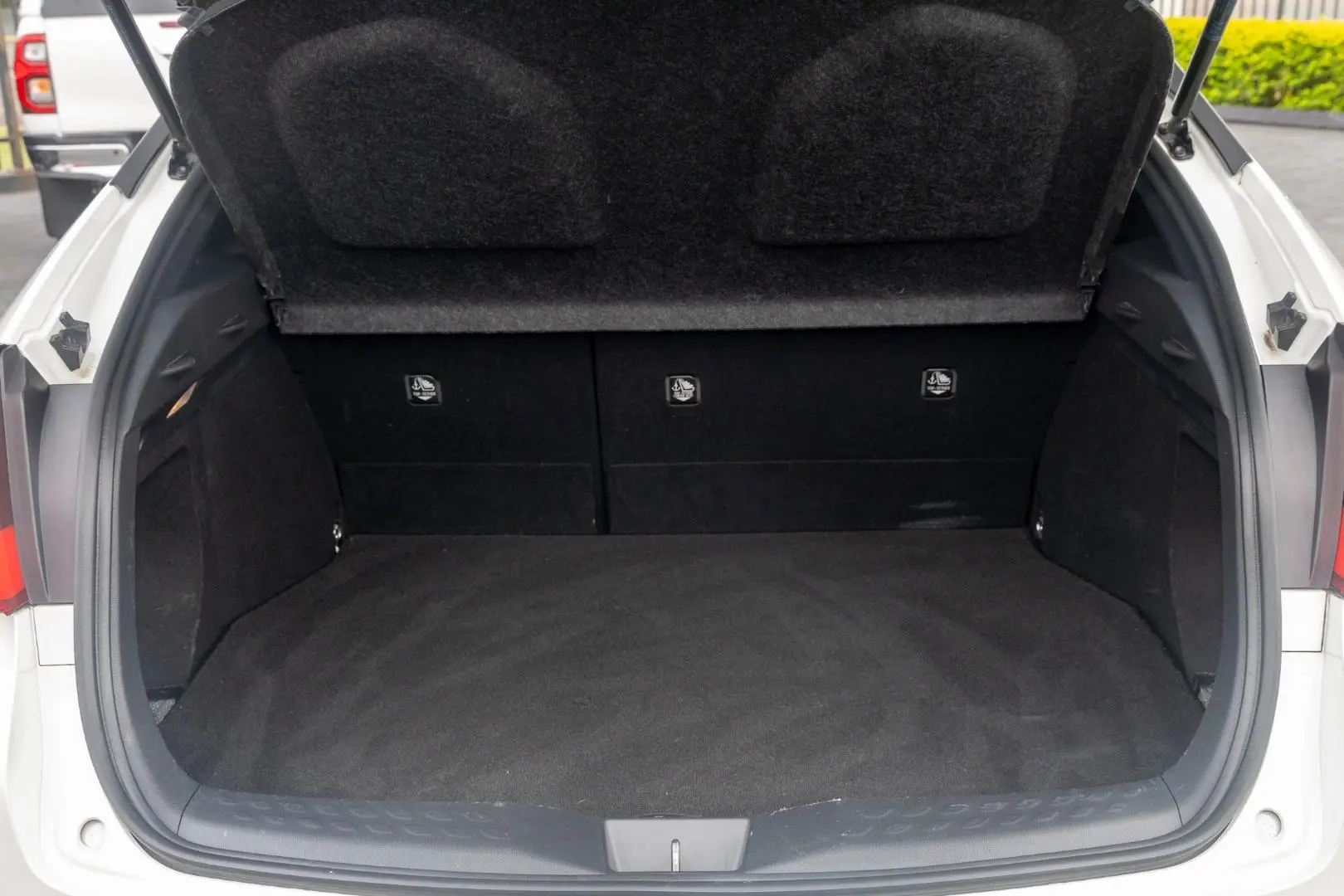 2021 Toyota C-HR Gallery Image 19