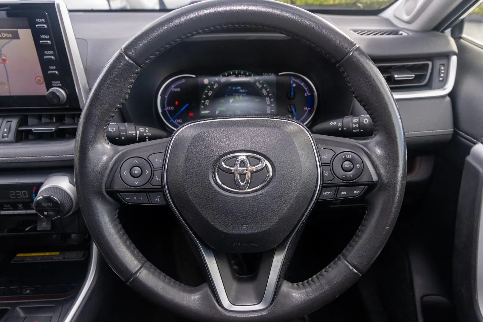 2020 Toyota RAV4 Gallery Image 10