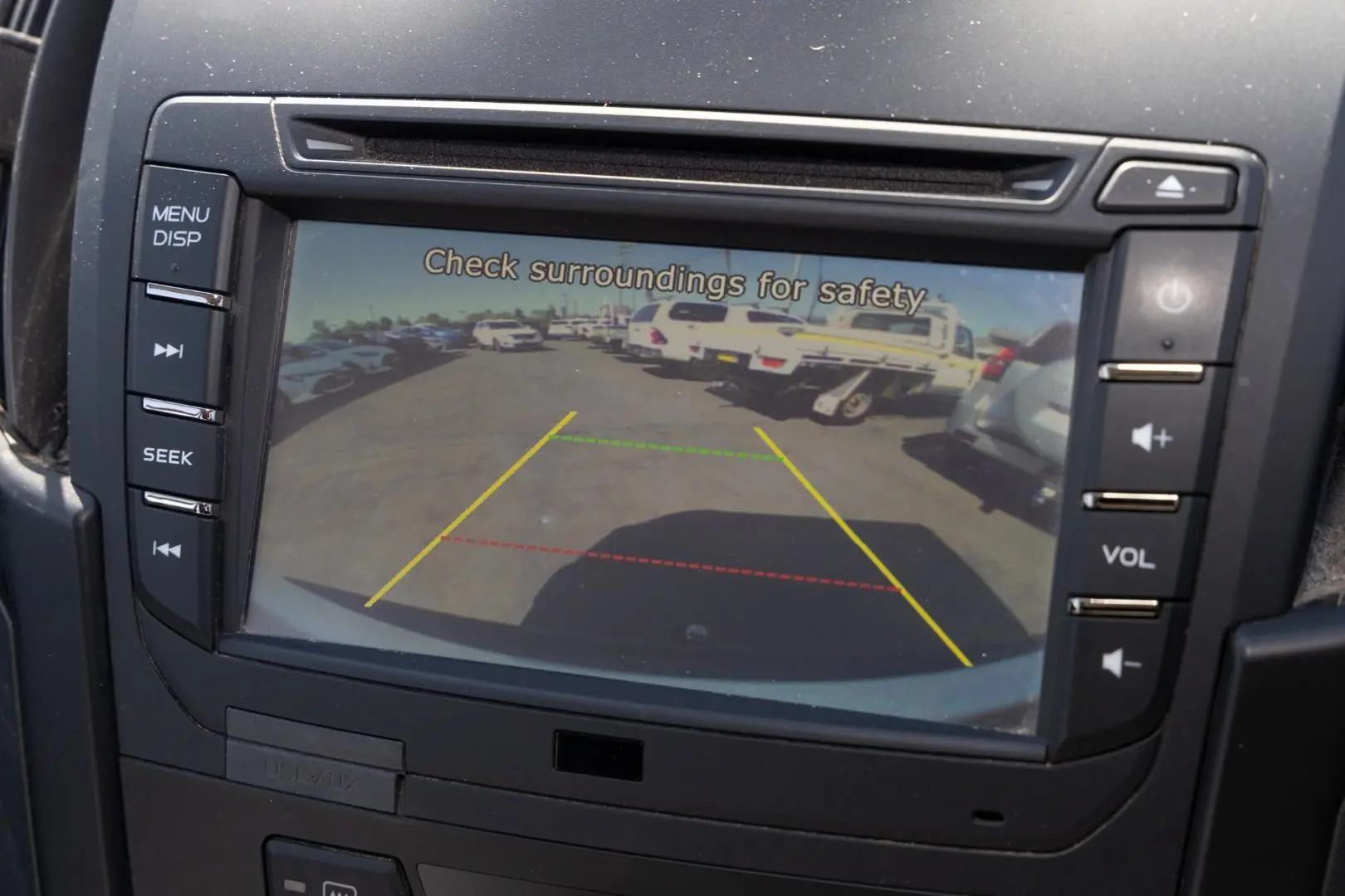 2019 Isuzu D-MAX Gallery Image 15