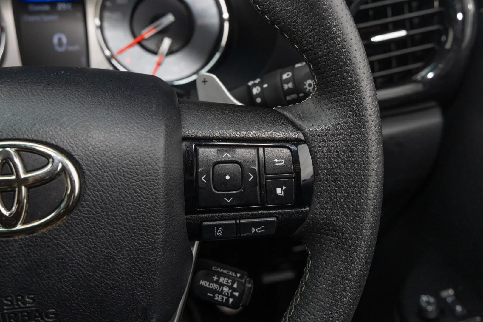 2024 Toyota Hilux Gallery Image 12