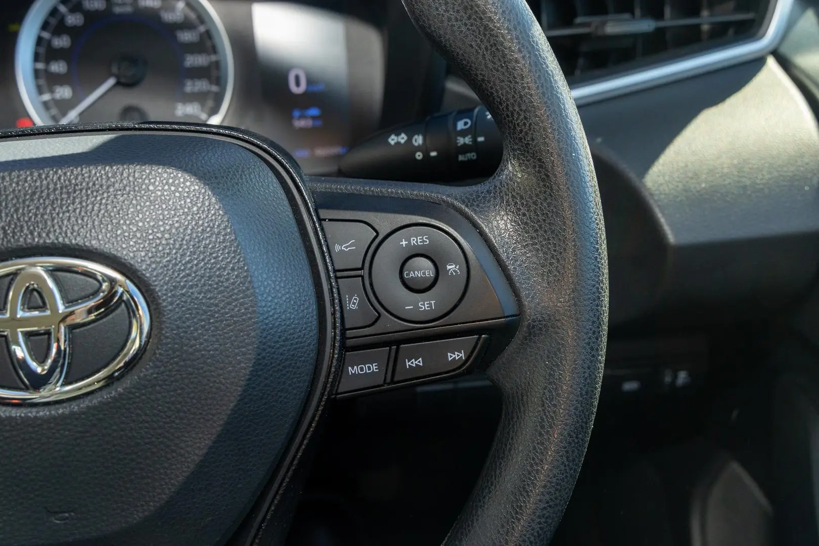 2020 Toyota Corolla Gallery Image 12