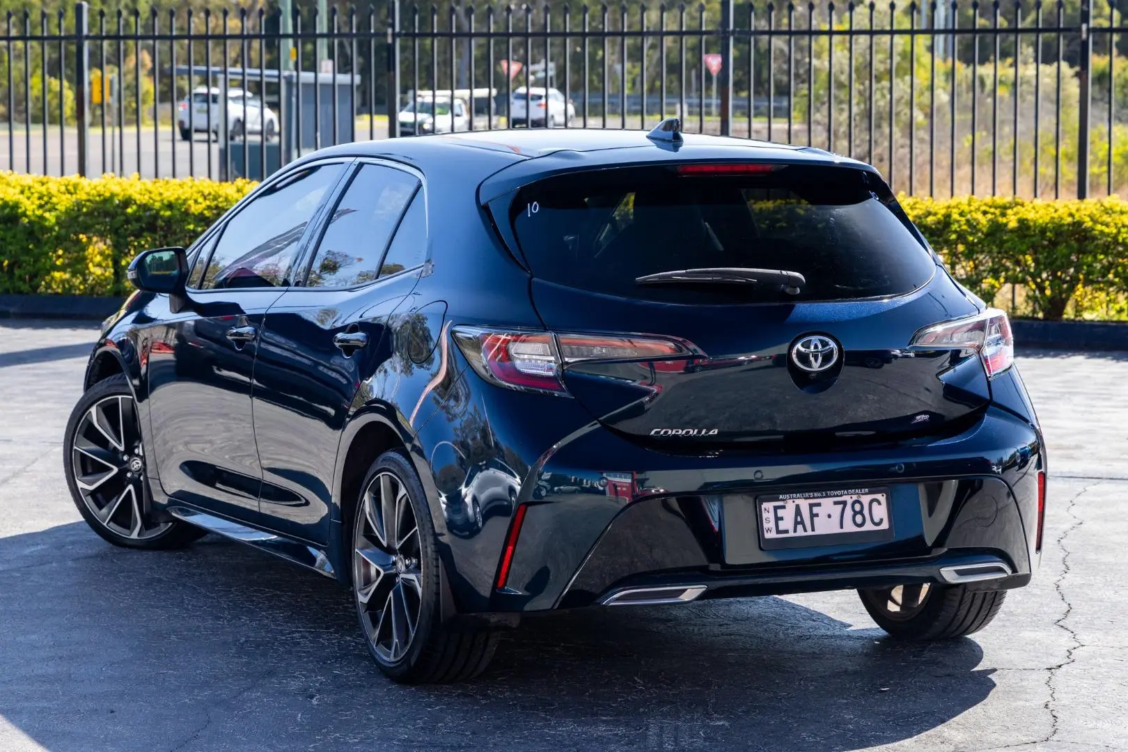 2019 Toyota Corolla Gallery Image 2