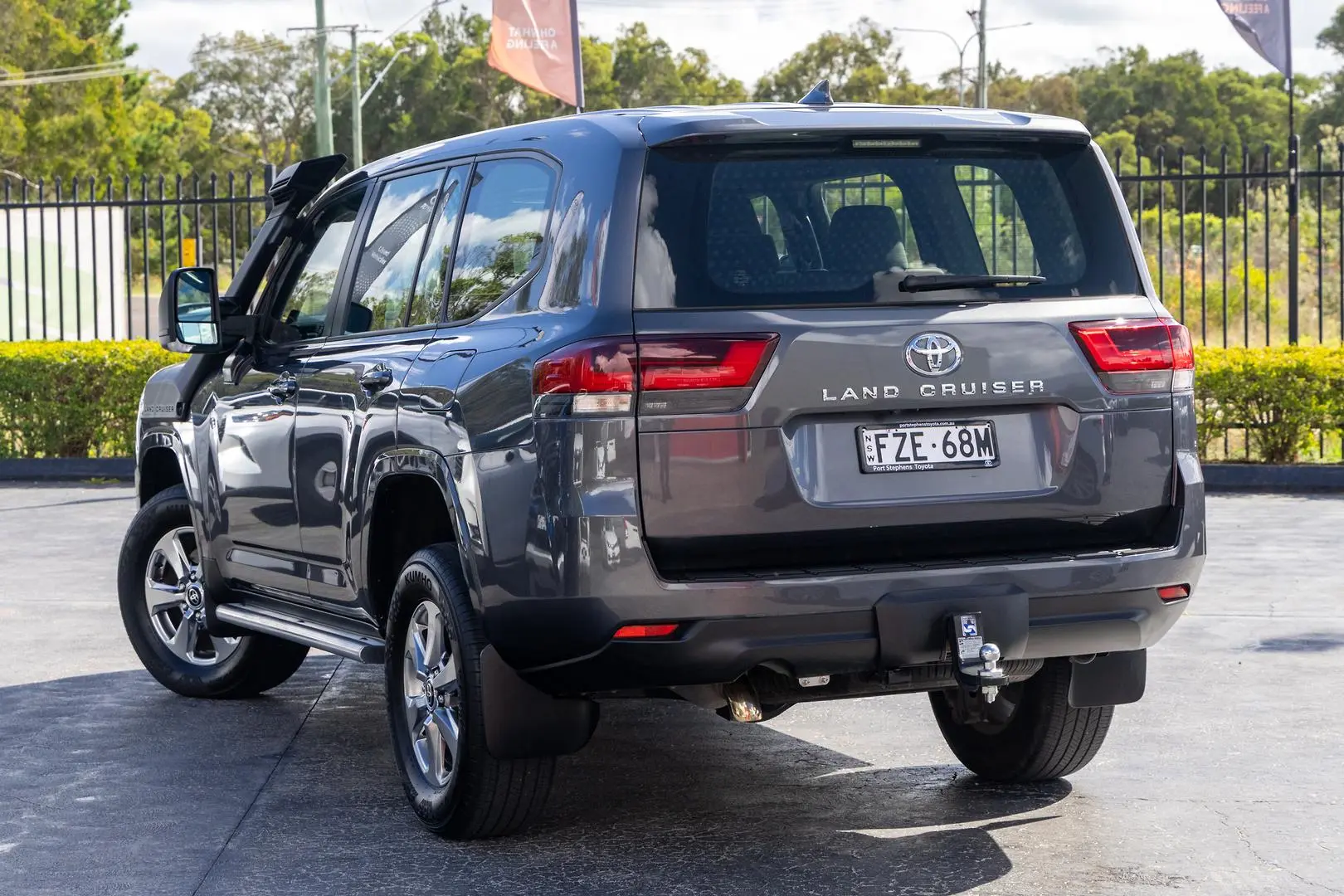 2022 Toyota Landcruiser Gallery Image 2