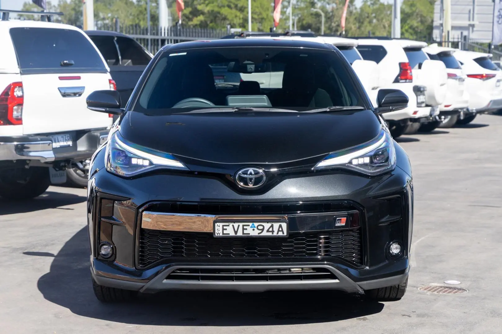 2023 Toyota C-HR Gallery Image 4