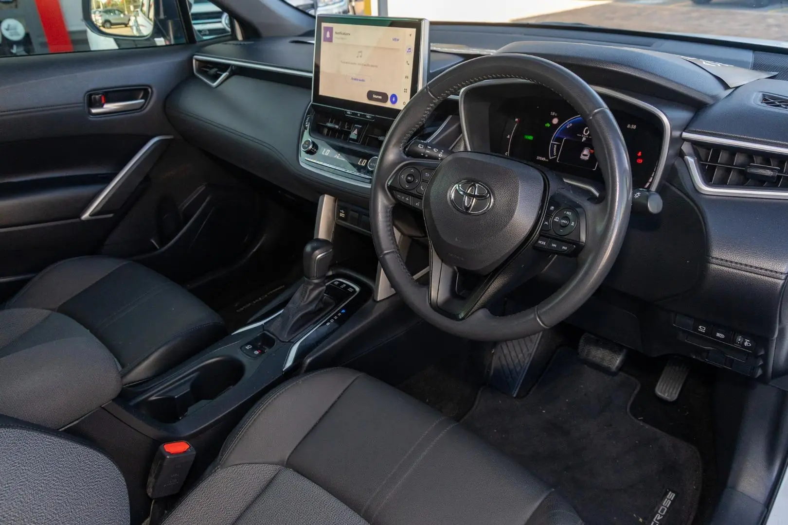 2023 Toyota Corolla Cross Gallery Image 6