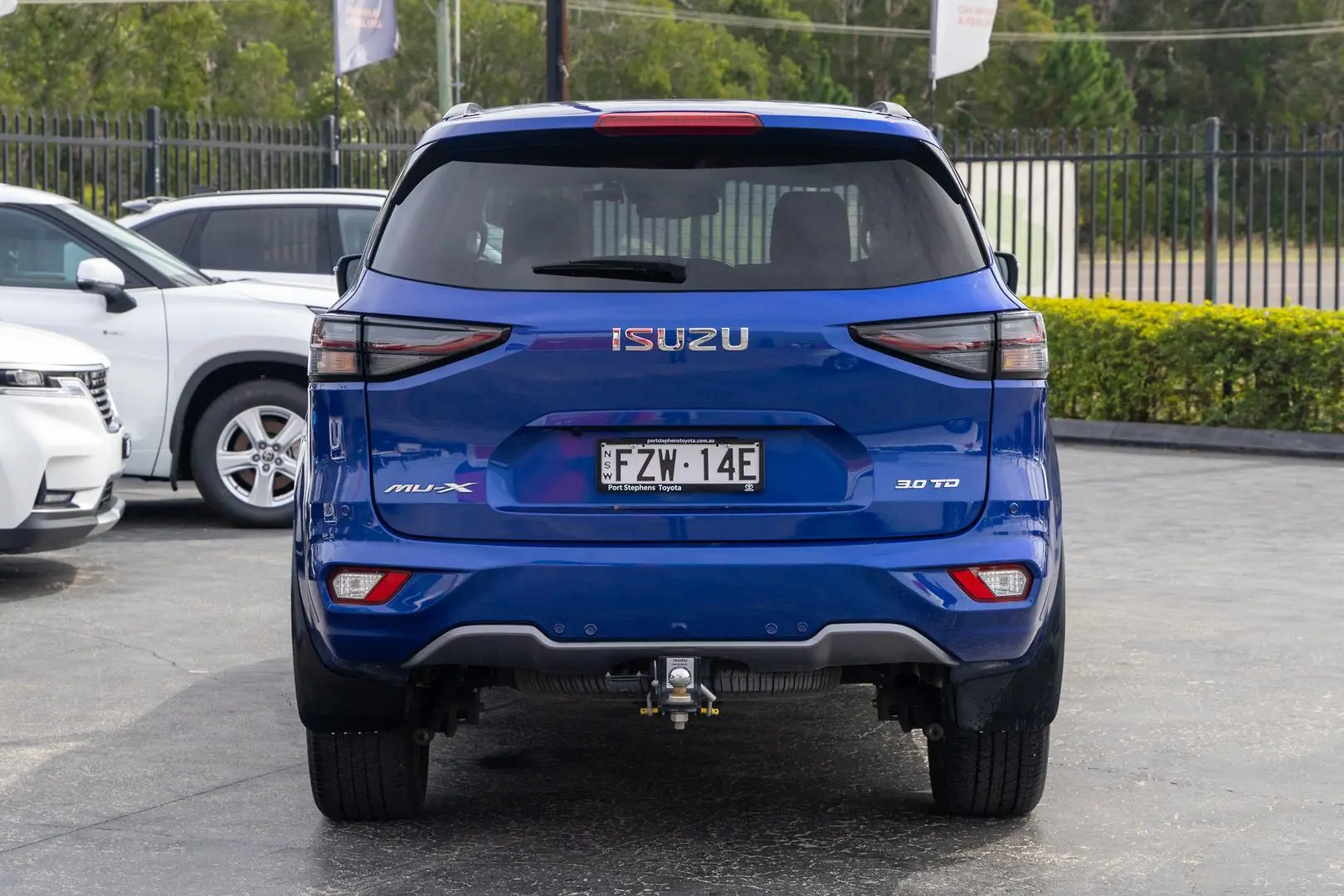 2023 Isuzu MU-X Gallery Image 5