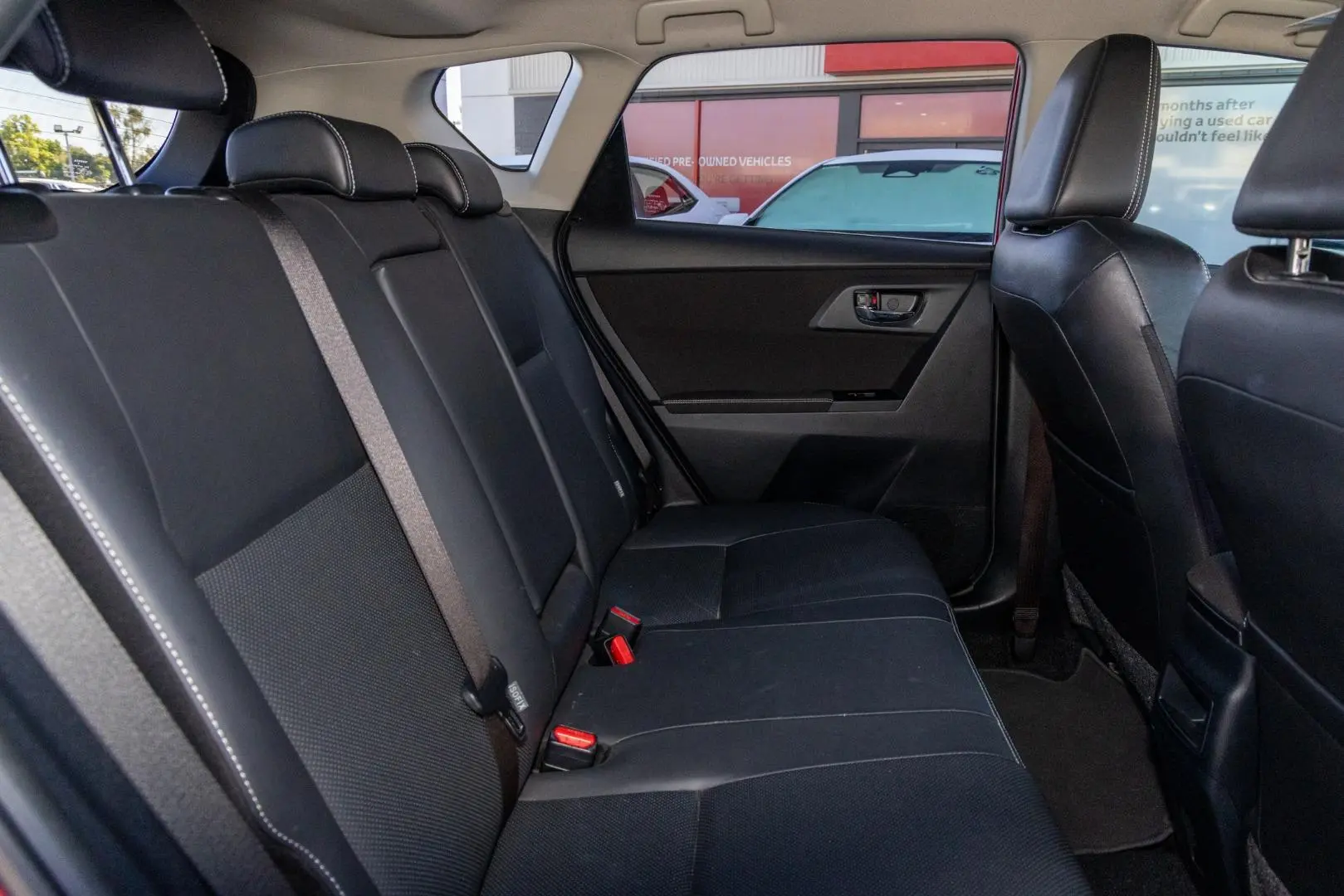 2014 Toyota Corolla Gallery Image 9