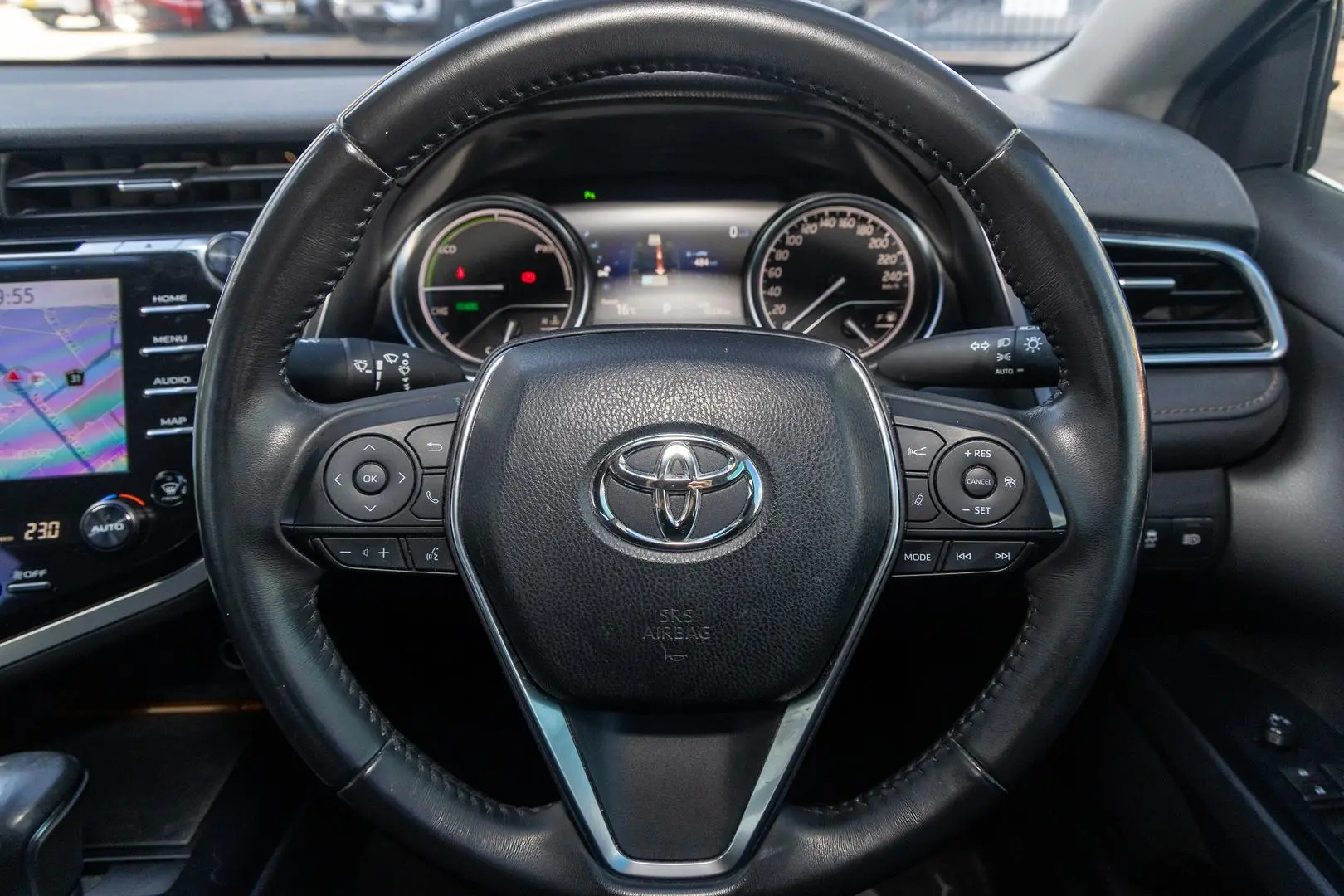 2018 Toyota Camry Gallery Image 10