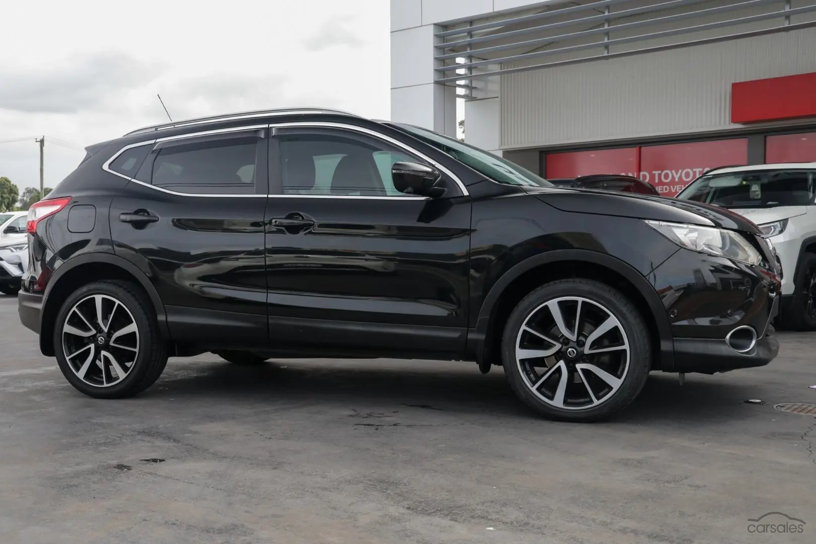 2015 Nissan QASHQAI Image 3