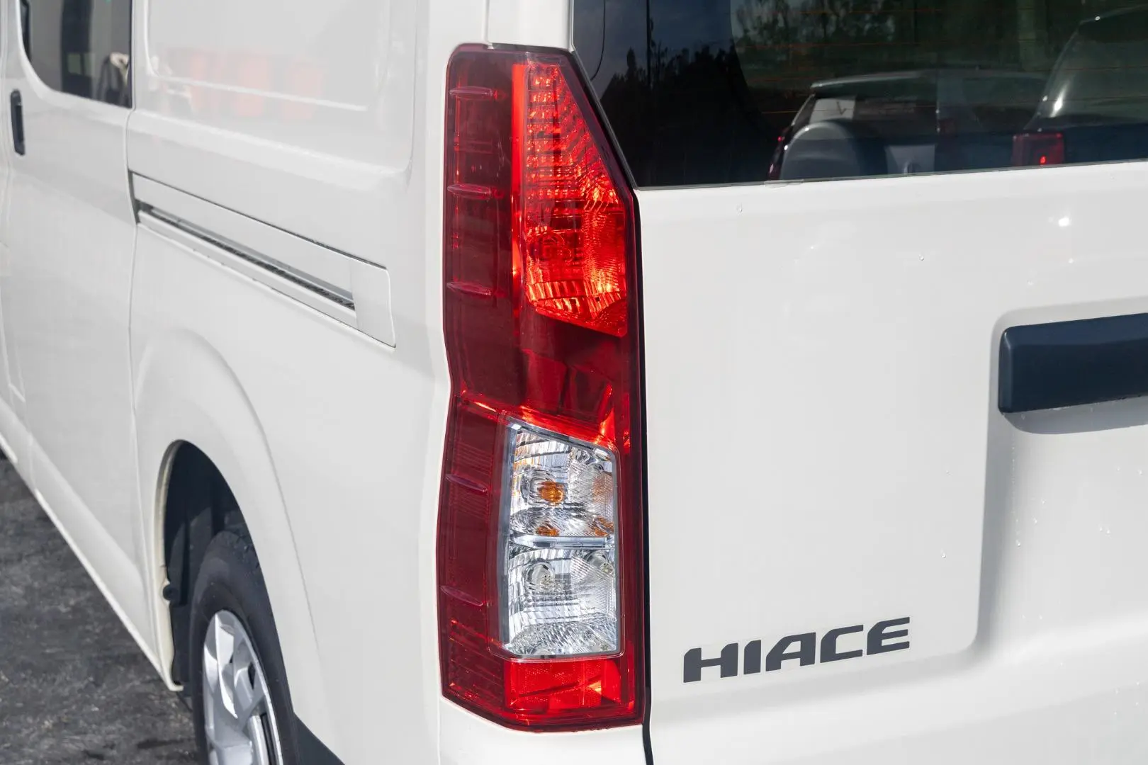 2023 Toyota Hiace Gallery Image 20
