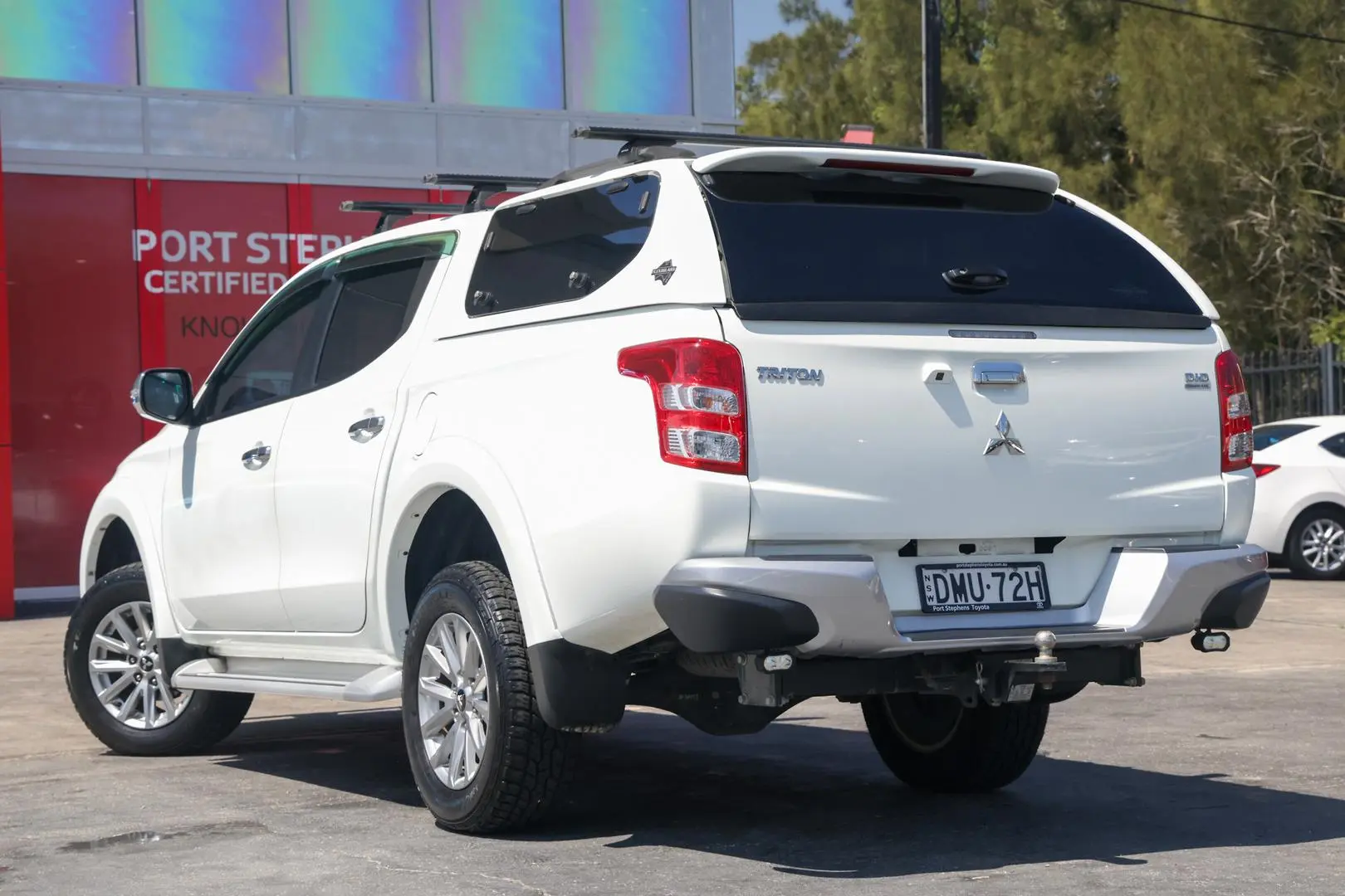 2016 Mitsubishi Triton Gallery Image 2