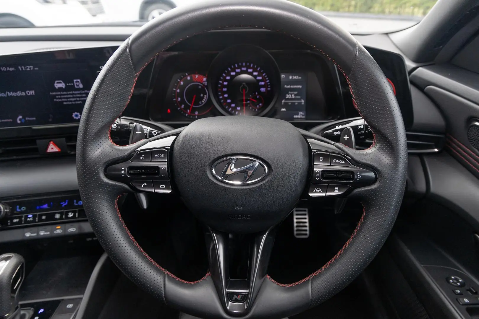 2023 Hyundai i30 Gallery Image 10