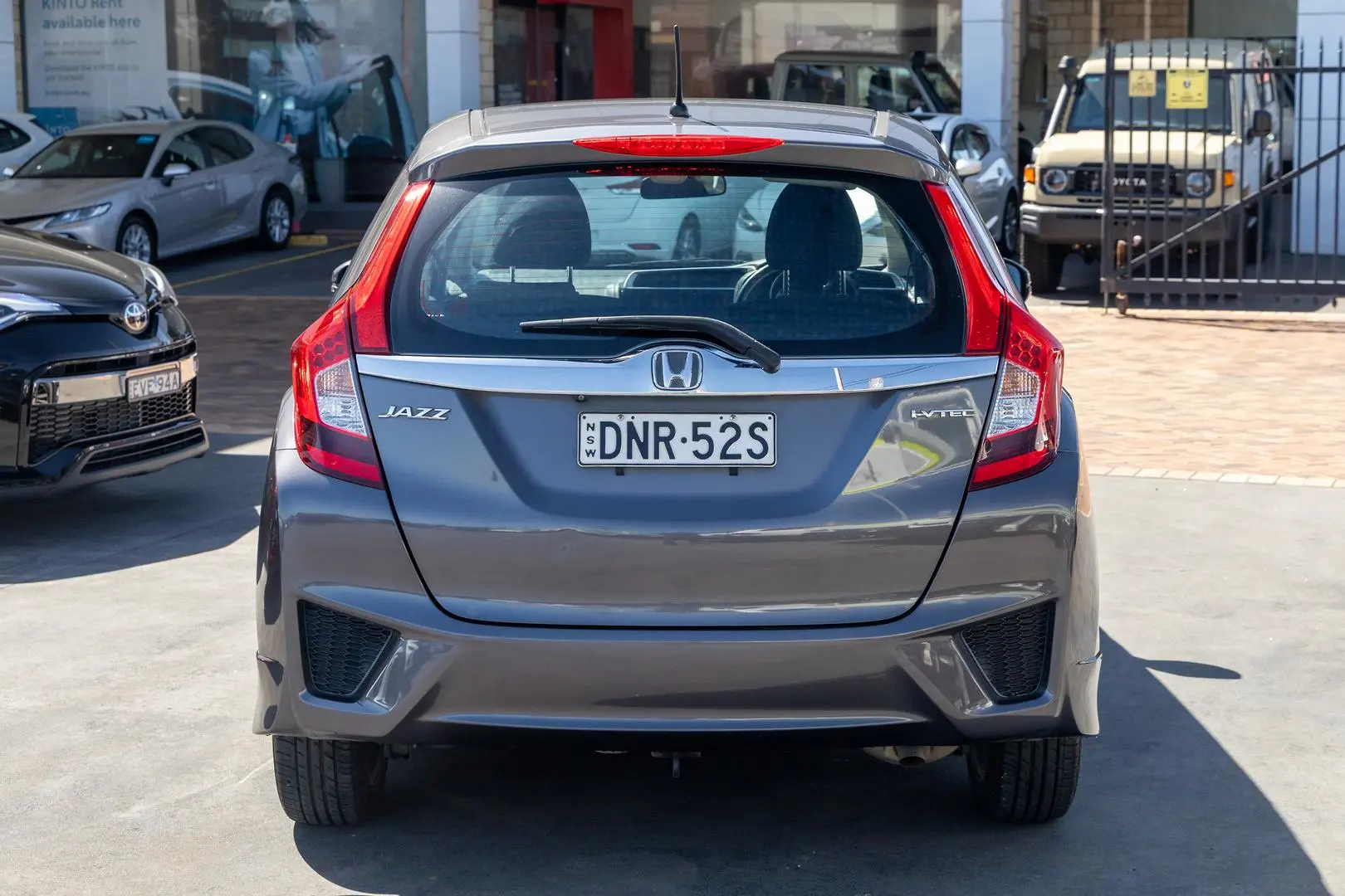 2017 Honda Jazz Gallery Image 5