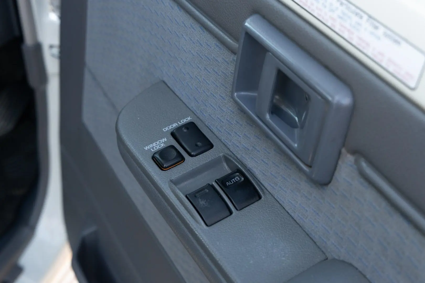 2018 Toyota Landcruiser Gallery Image 16