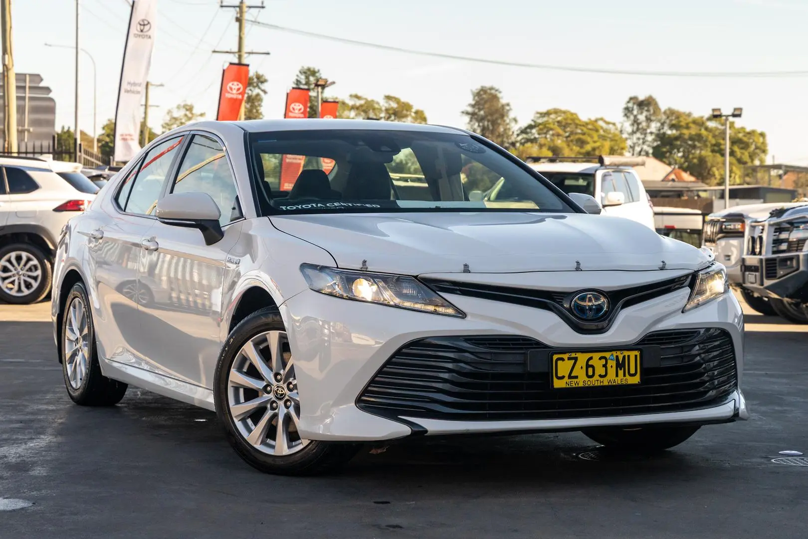 2020 Toyota Camry Gallery Image 1