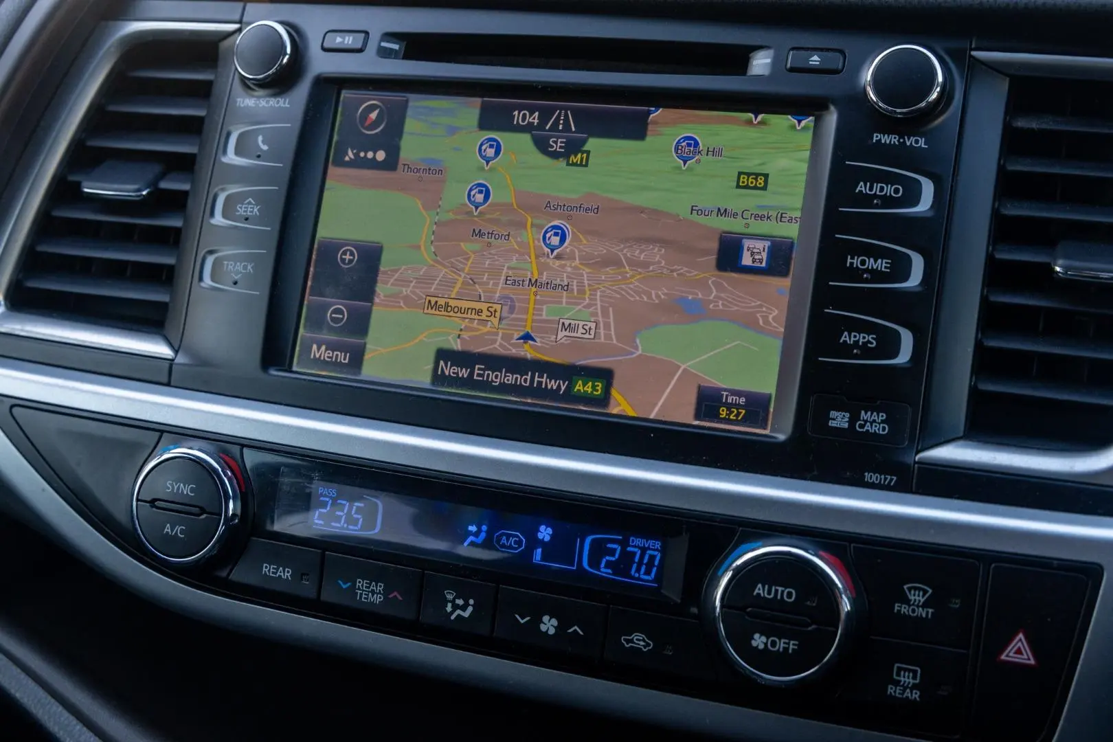 2017 Toyota Kluger Gallery Image 15